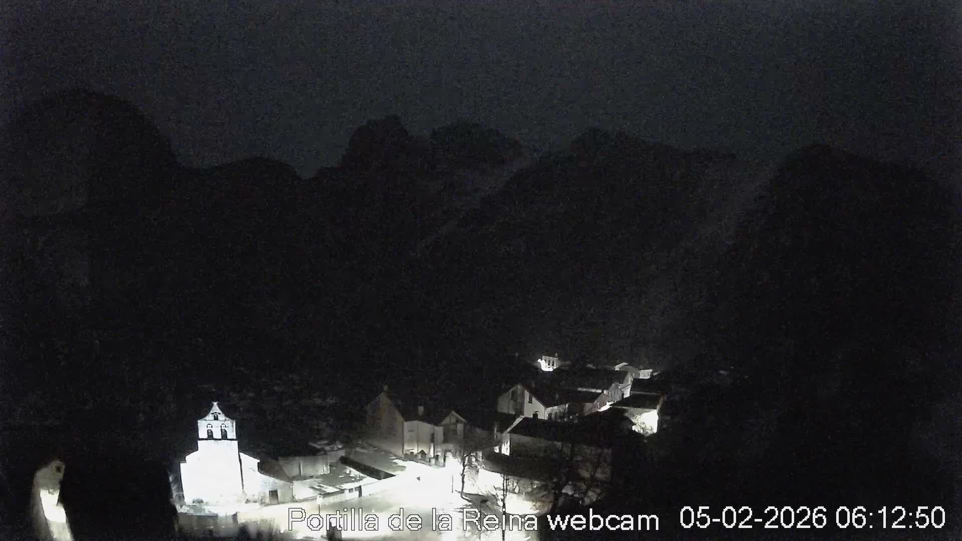Picos de Europa National Park from Portilla de la Reina Village Live Cam - León, Castila&Leon, Spain