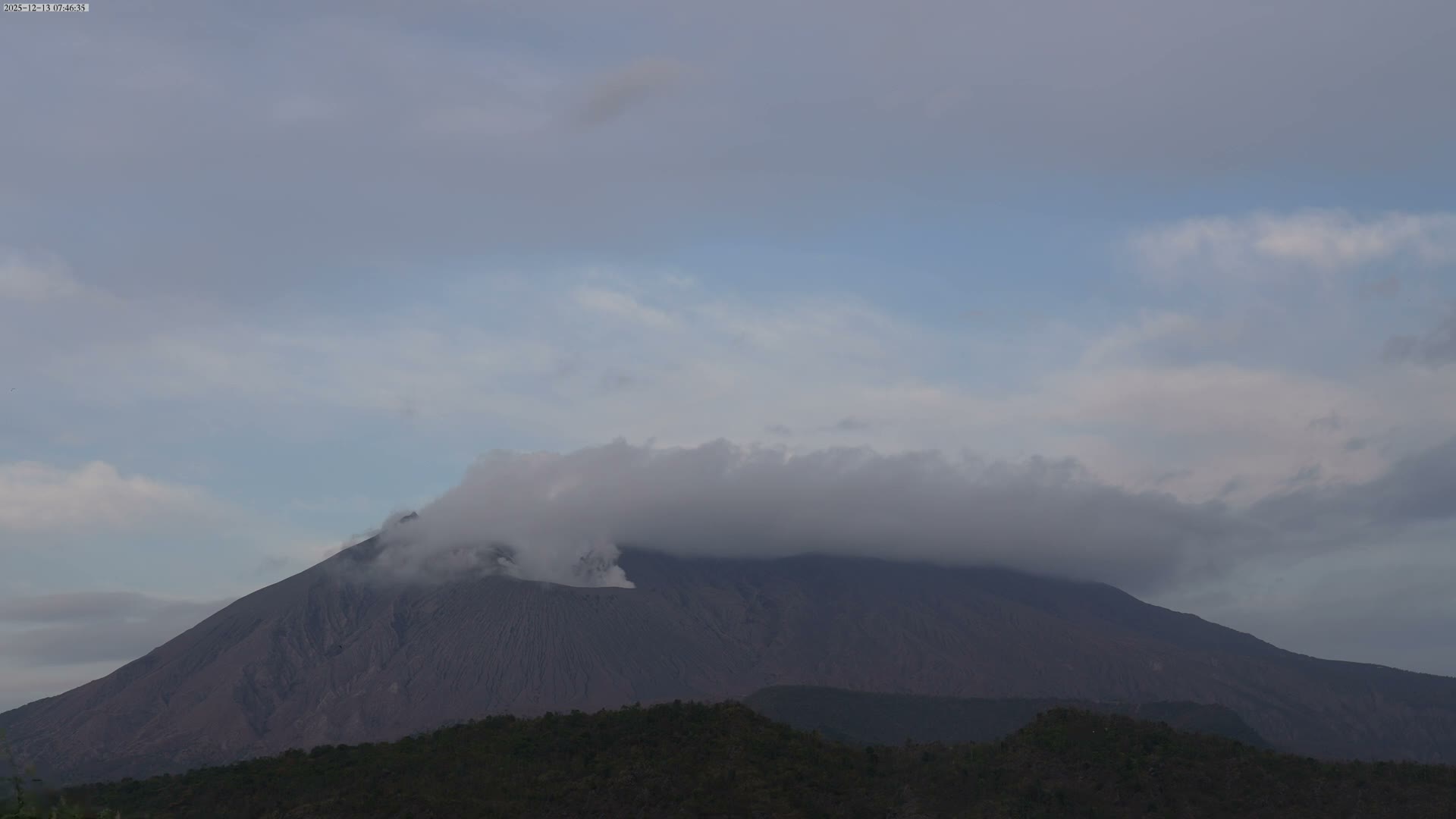 Kagoshima, Sakurajima Living Volcano ( 鹿児島・桜島 生きた火山 ) Live Cam - Kurokamicho, Kagoshima, Kagoshima Prefecture, Kyushu, Japan