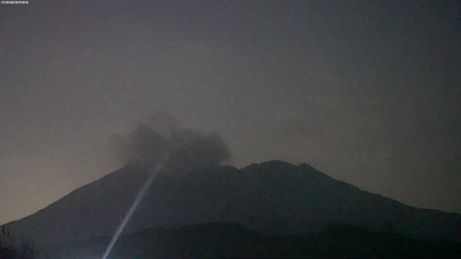 Kagoshima, Sakurajima Living Volcano ( 鹿児島・桜島 生きた火山 ) Live Cam - Kurokamicho, Kagoshima, Kagoshima Prefecture, Kyushu, Japan