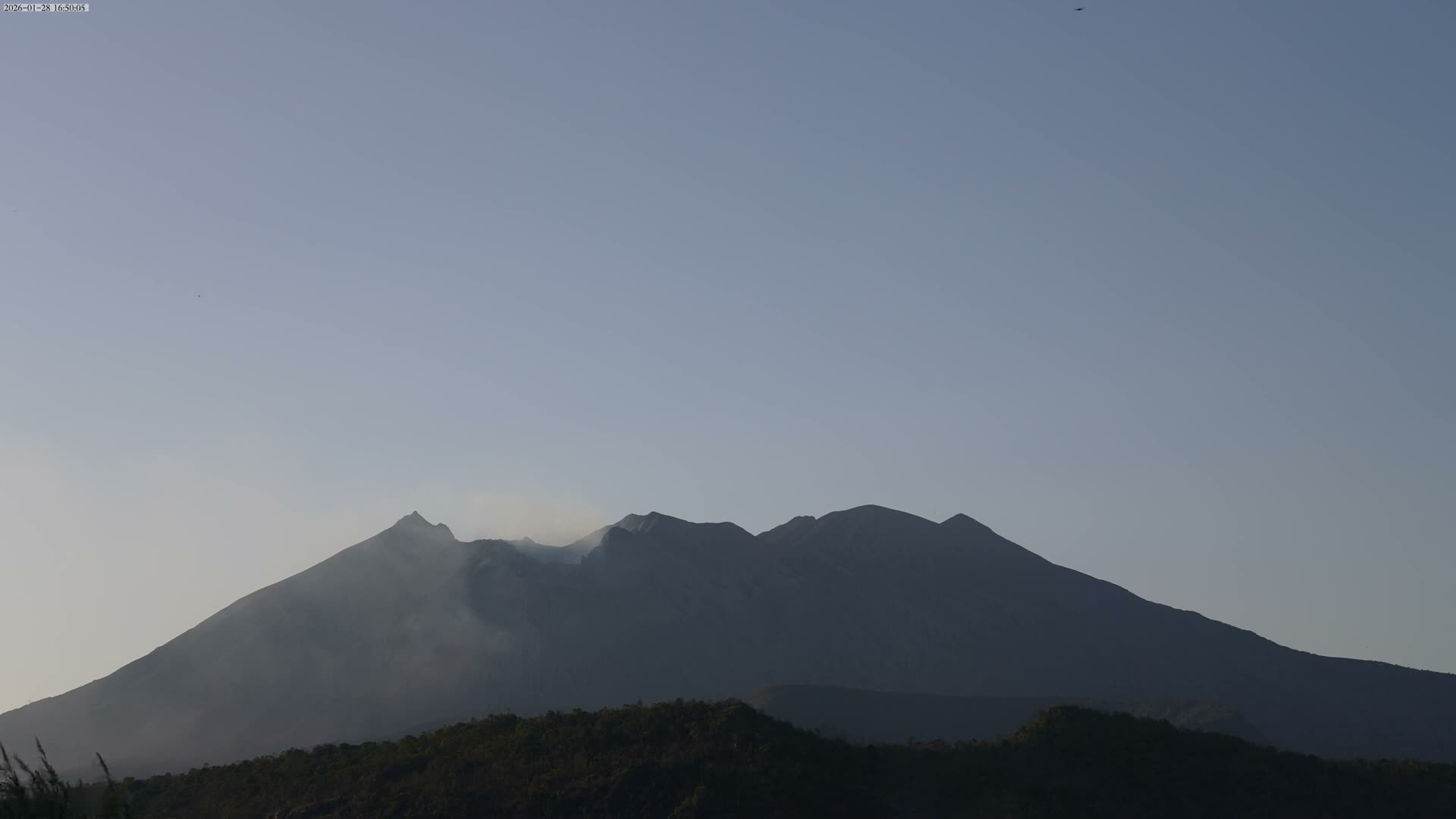 Kagoshima, Sakurajima Living Volcano ( 鹿児島・桜島 生きた火山 ) Live Cam - Kurokamicho, Kagoshima, Kagoshima Prefecture, Kyushu, Japan