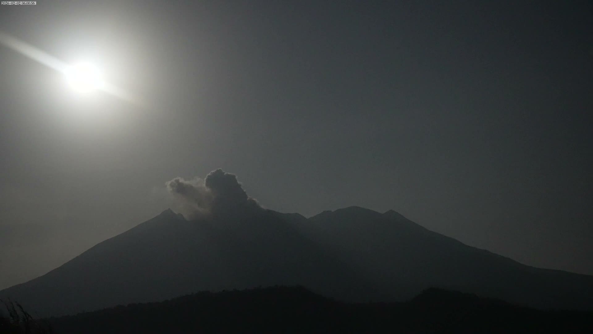Kagoshima, Sakurajima Living Volcano ( 鹿児島・桜島 生きた火山 ) Live Cam - Kurokamicho, Kagoshima, Kagoshima Prefecture, Kyushu, Japan