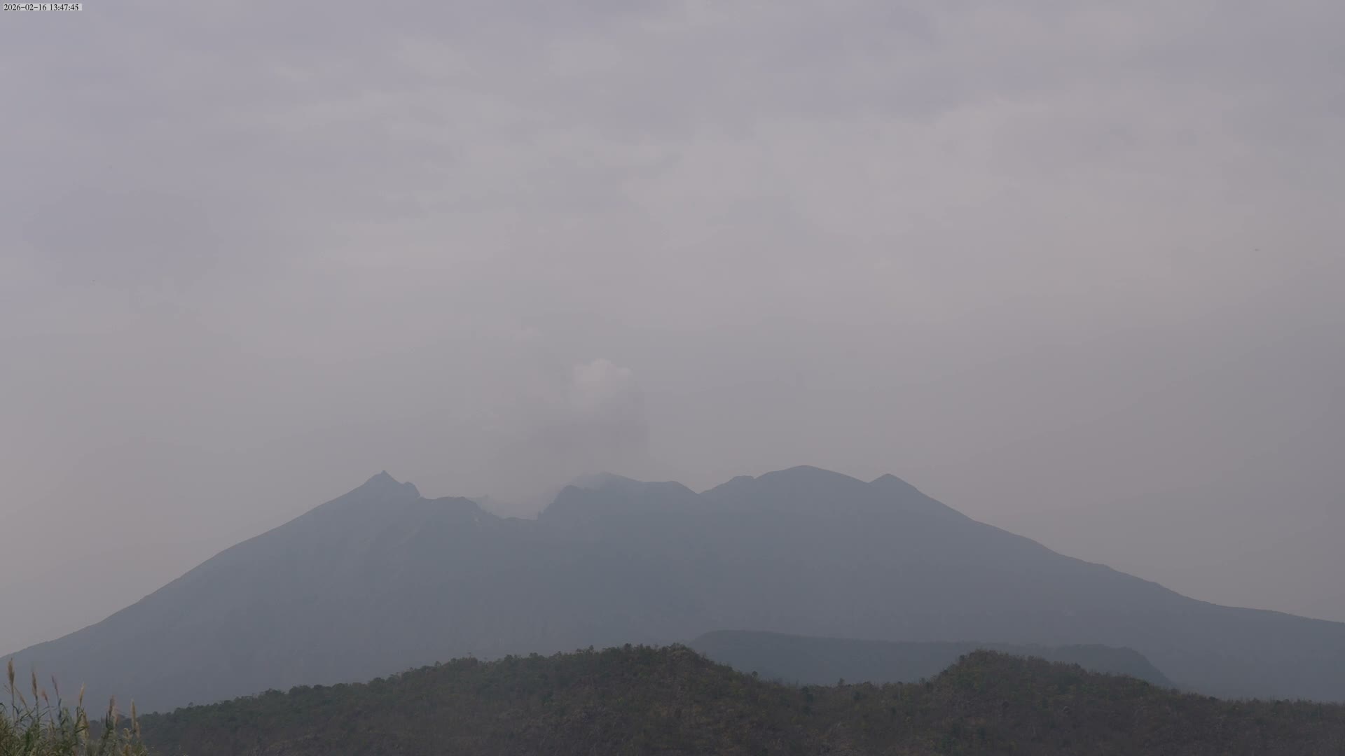 Kagoshima, Sakurajima Living Volcano ( 鹿児島・桜島 生きた火山 ) Live Cam - Kurokamicho, Kagoshima, Kagoshima Prefecture, Kyushu, Japan