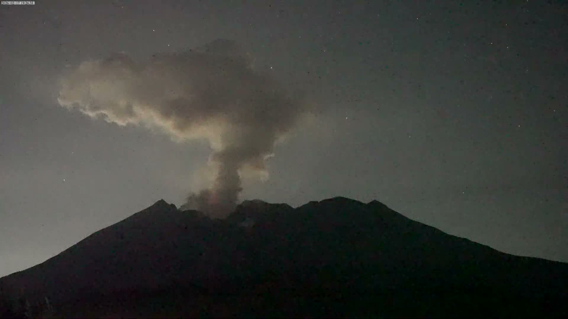 Kagoshima, Sakurajima Living Volcano ( 鹿児島・桜島 生きた火山 ) Live Cam - Kurokamicho, Kagoshima, Kagoshima Prefecture, Kyushu, Japan
