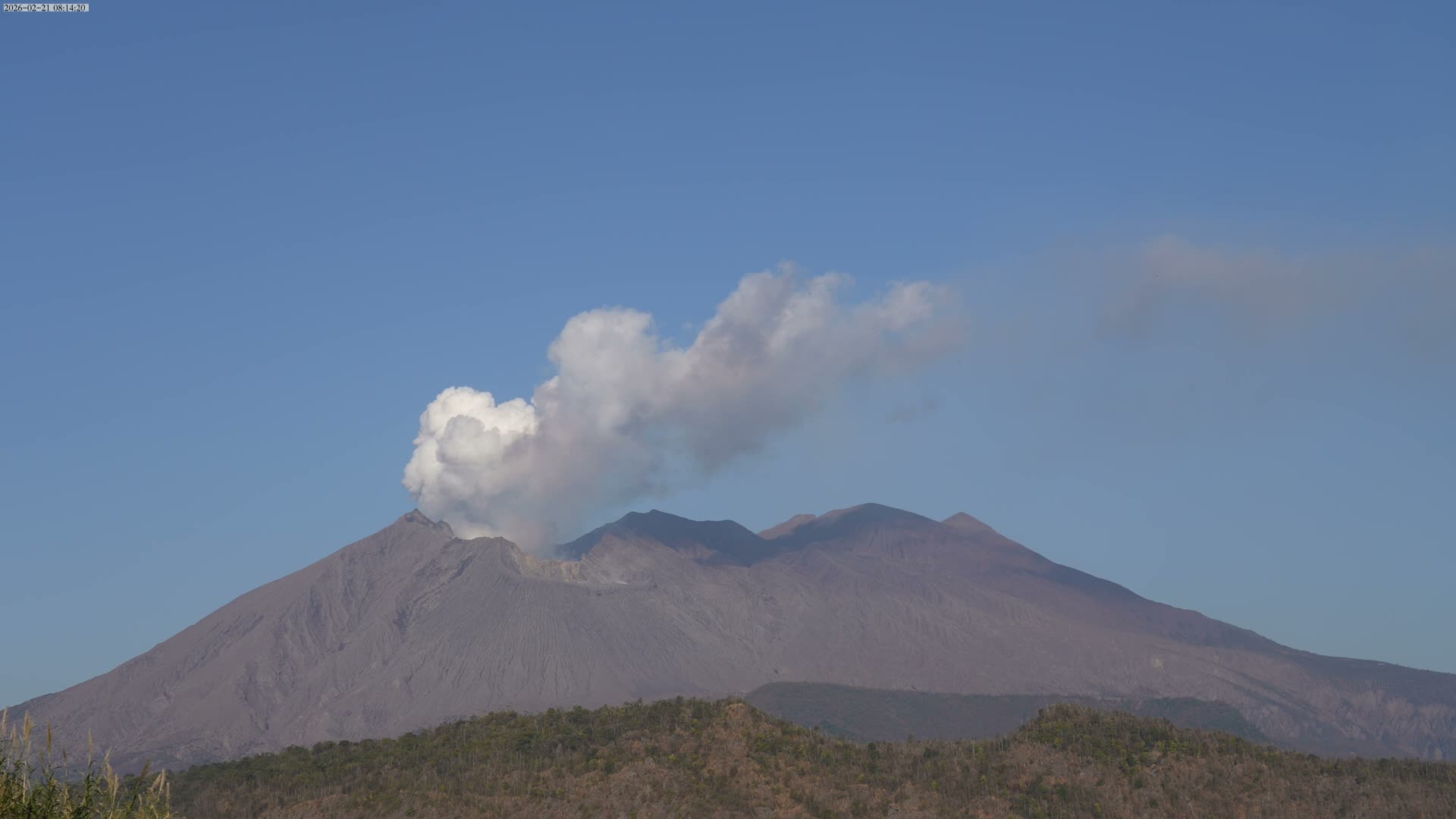 Kagoshima, Sakurajima Living Volcano ( 鹿児島・桜島 生きた火山 ) Live Cam - Kurokamicho, Kagoshima, Kagoshima Prefecture, Kyushu, Japan