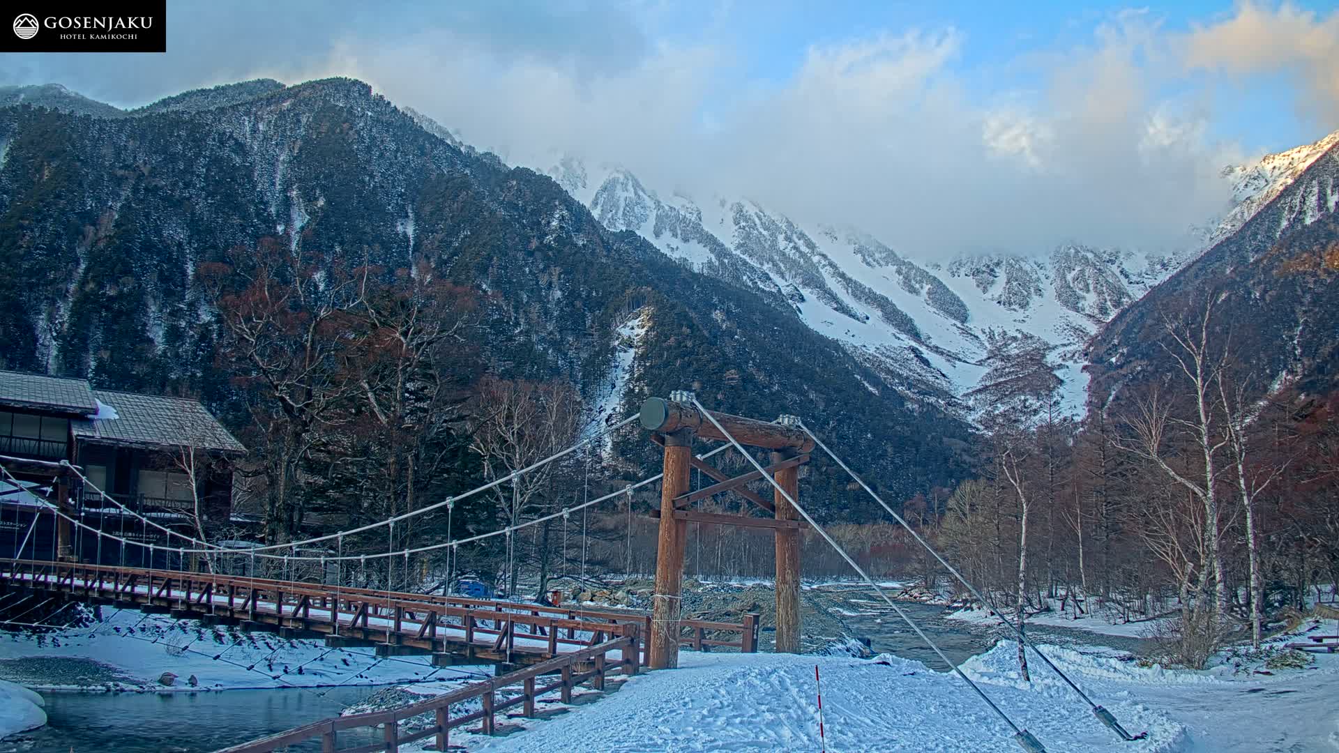 Kamikochi Valley & Hida Mountains Mt. Hotaka (Hida Samnyaku) 上高地渓谷・飛騨山脈 武尊山（飛騨山脈）View Live Cam - Kamikochi, Azumi, ( Matsumoto, Nagano ) , Nagano, Chubu, Japan