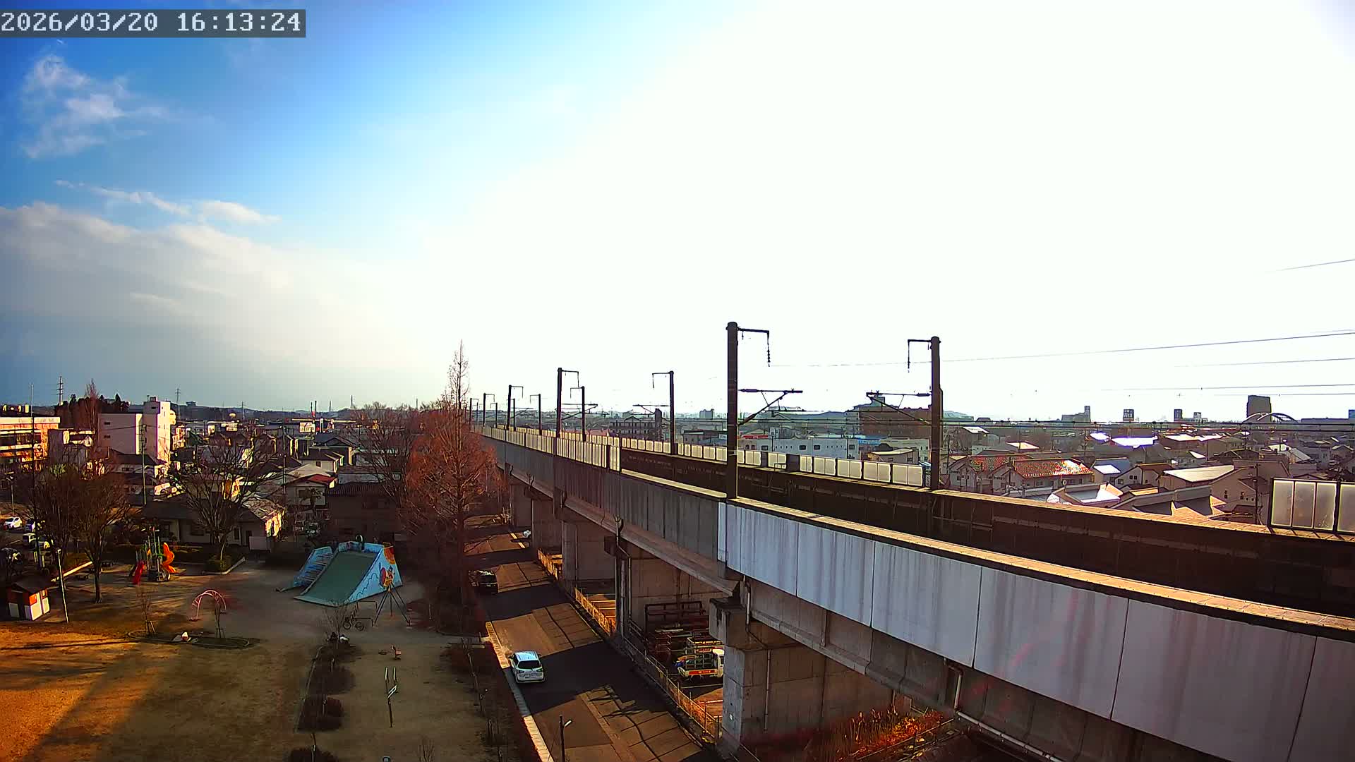 Koriyama City Skyline & Tonoku / Akita Shinkansen ( Bullet Train ) Viaduct ( 郡山市街のスカイラインと東濃・秋田新幹線高架橋 ) Live Cam - 2 Chome, Asakamachi Hidenoyama, Koriyama, Fukuşima, Tōhoku, Honshu, Japan
