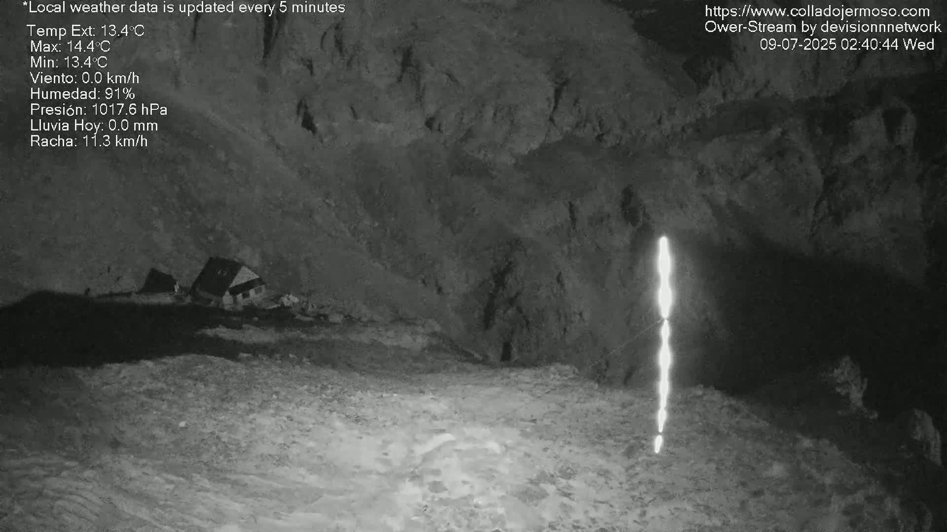 Picos de Europa Mountain Range Collado Jermoso Refuge Live Cam - León, Castila&Leon, Spain