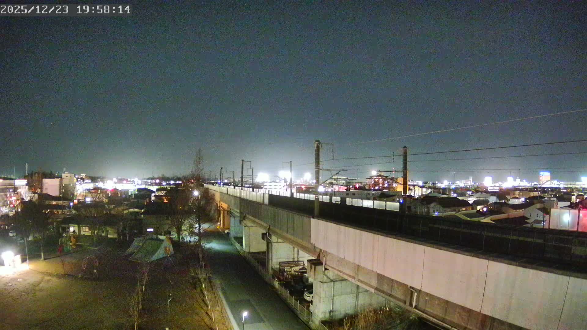 Tarumizu City Skyline & Sakurajima Living Volcano View ( 垂水市のスカイラインと桜島の活火山ビュー ) Live Cam - Hamabira, Tarumizu, Kagoshima Prefecture, Kyushu, Japan