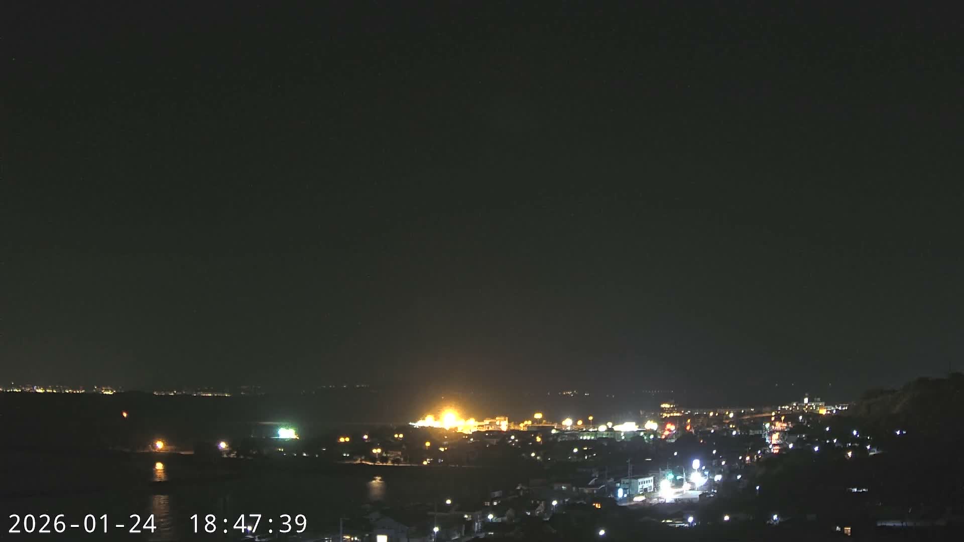 Tarumizu City Skyline & Sakurajima Living Volcano View ( 垂水市のスカイラインと桜島の活火山ビュー ) Live Cam - Hamabira, Tarumizu, Kagoshima Prefecture, Kyushu, Japan