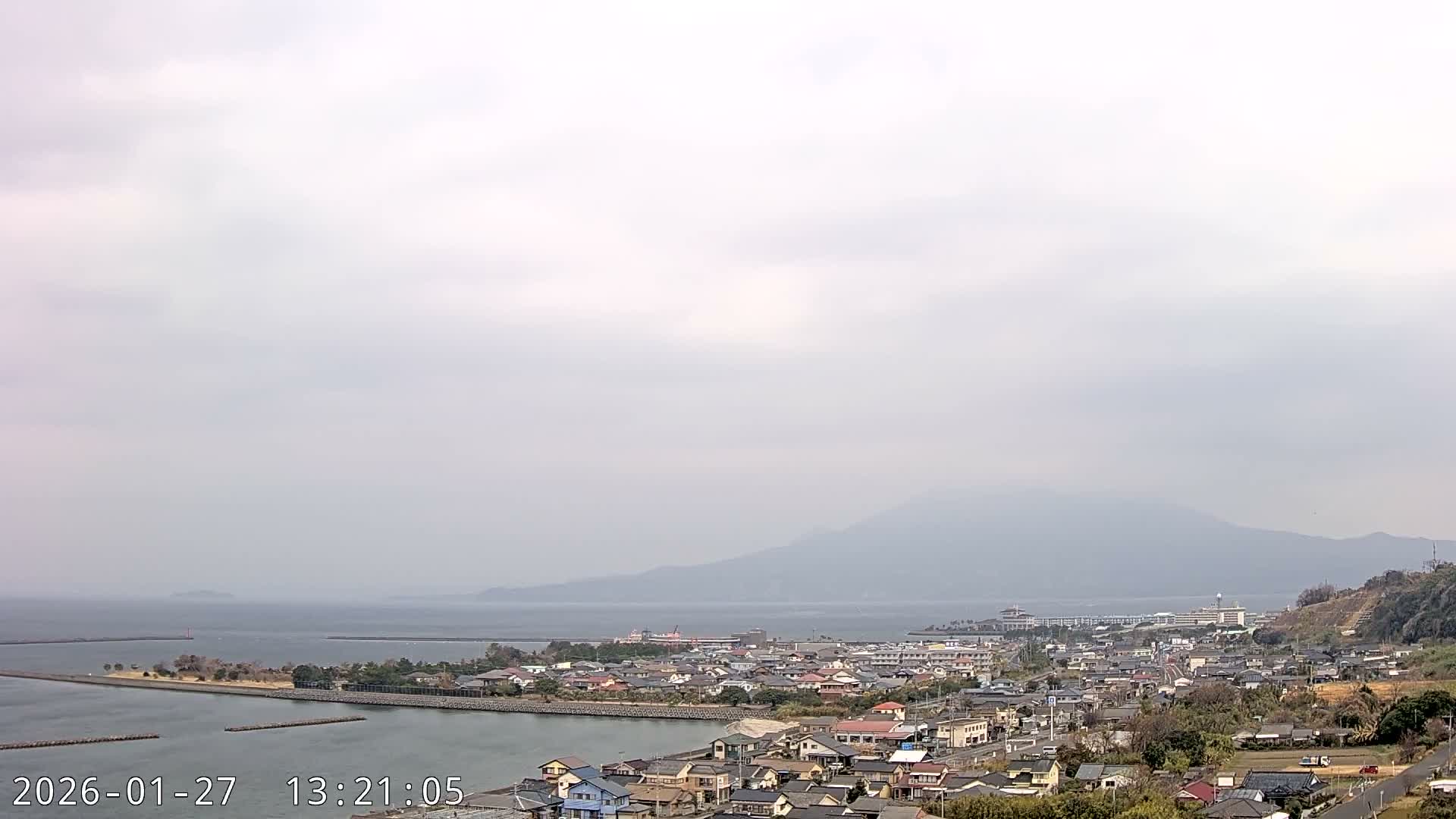 Tarumizu City Skyline & Sakurajima Living Volcano View ( 垂水市のスカイラインと桜島の活火山ビュー ) Live Cam - Hamabira, Tarumizu, Kagoshima Prefecture, Kyushu, Japan