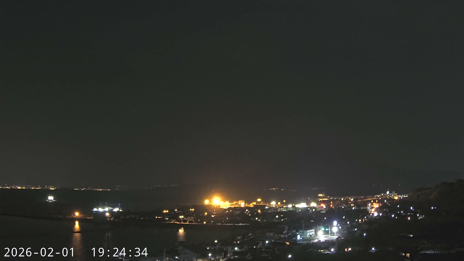 Tarumizu City Skyline & Sakurajima Living Volcano View ( 垂水市のスカイラインと桜島の活火山ビュー ) Live Cam - Hamabira, Tarumizu, Kagoshima Prefecture, Kyushu, Japan