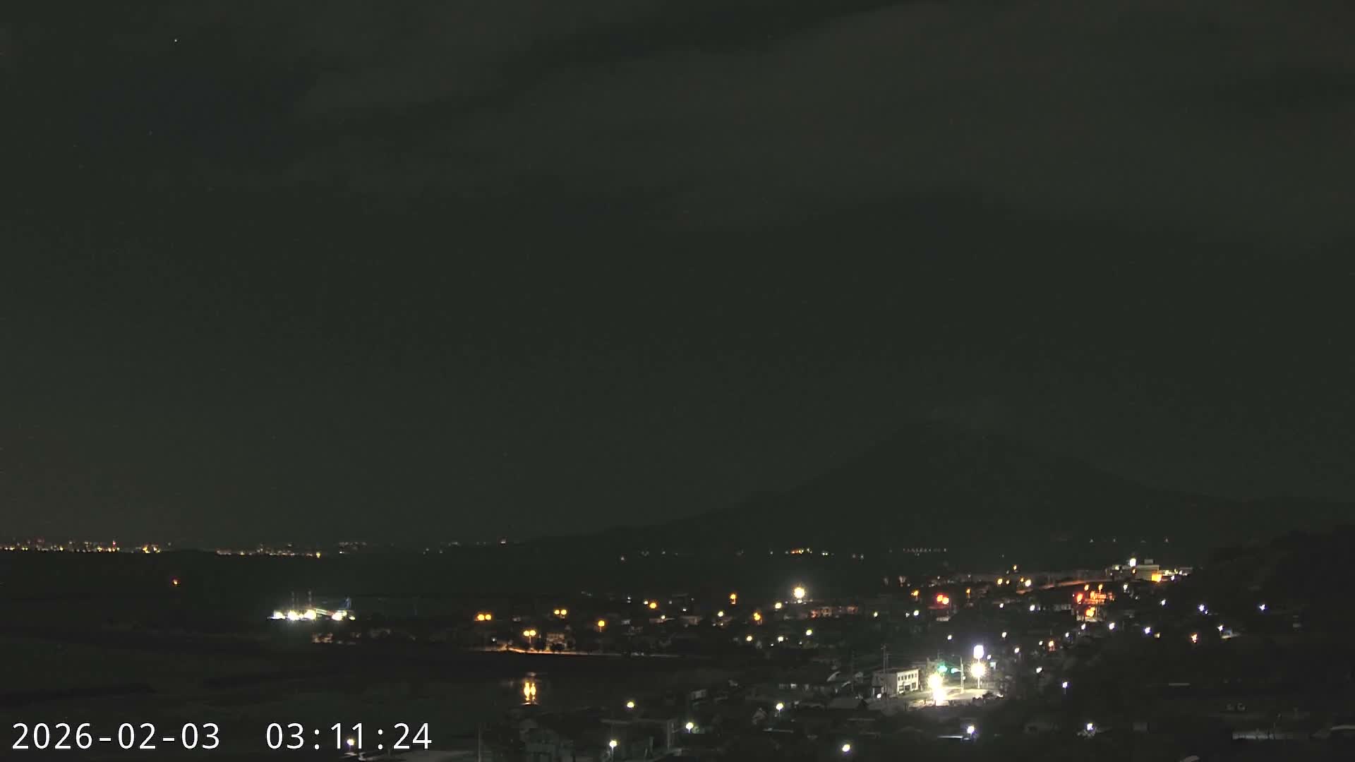 Tarumizu City Skyline & Sakurajima Living Volcano View ( 垂水市のスカイラインと桜島の活火山ビュー ) Live Cam - Hamabira, Tarumizu, Kagoshima Prefecture, Kyushu, Japan