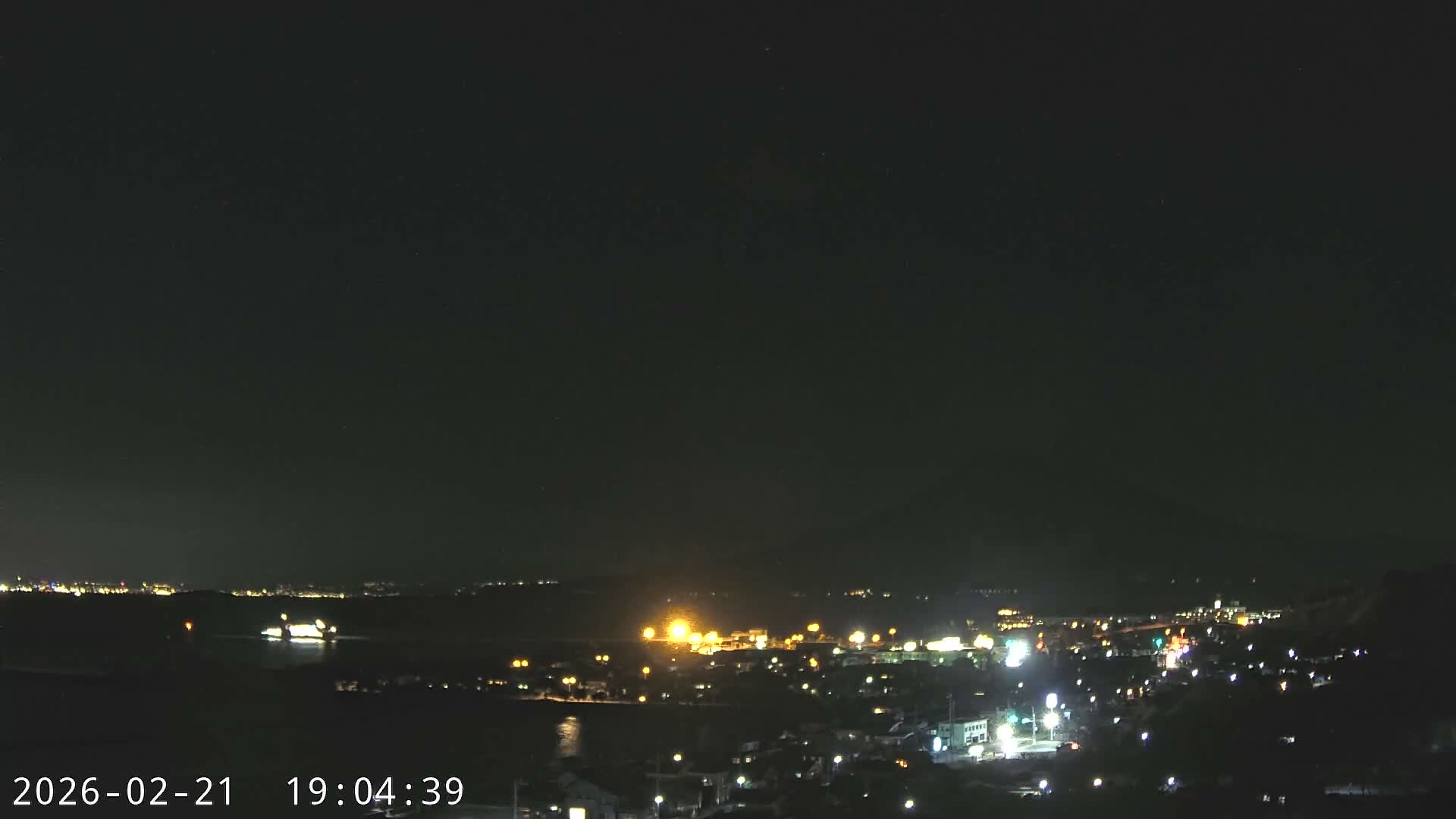 Tarumizu City Skyline & Sakurajima Living Volcano View ( 垂水市のスカイラインと桜島の活火山ビュー ) Live Cam - Hamabira, Tarumizu, Kagoshima Prefecture, Kyushu, Japan
