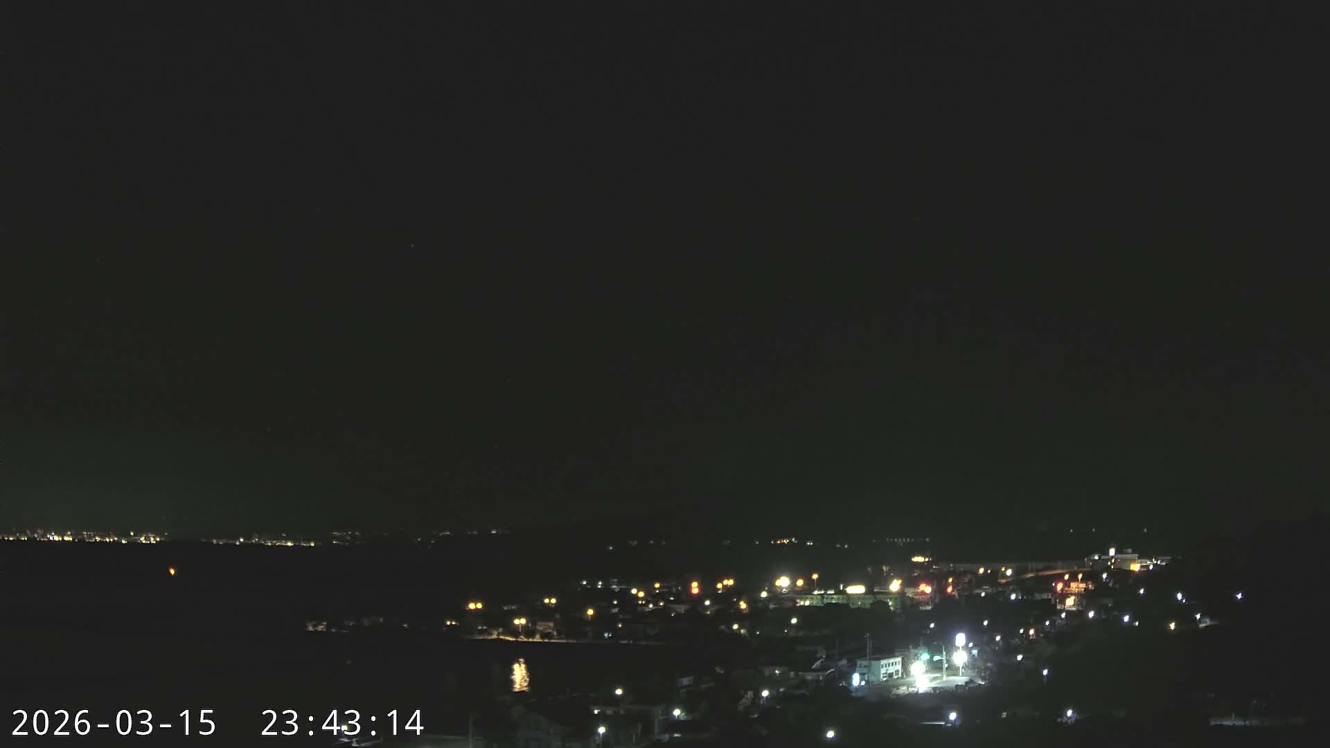 Tarumizu City Skyline & Sakurajima Living Volcano View ( 垂水市のスカイラインと桜島の活火山ビュー ) Live Cam - Hamabira, Tarumizu, Kagoshima Prefecture, Kyushu, Japan