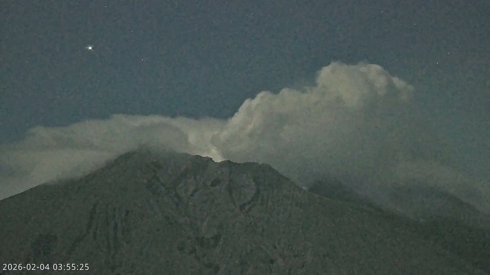 Sakurajima Living Volcano Craters Observation  from Tarumizu City ( 垂水市から桜島活火山火口を観察 ) Live Cam - Ichiki, Tarumizu, Kagoshima Prefecture, Kyushu, Japan