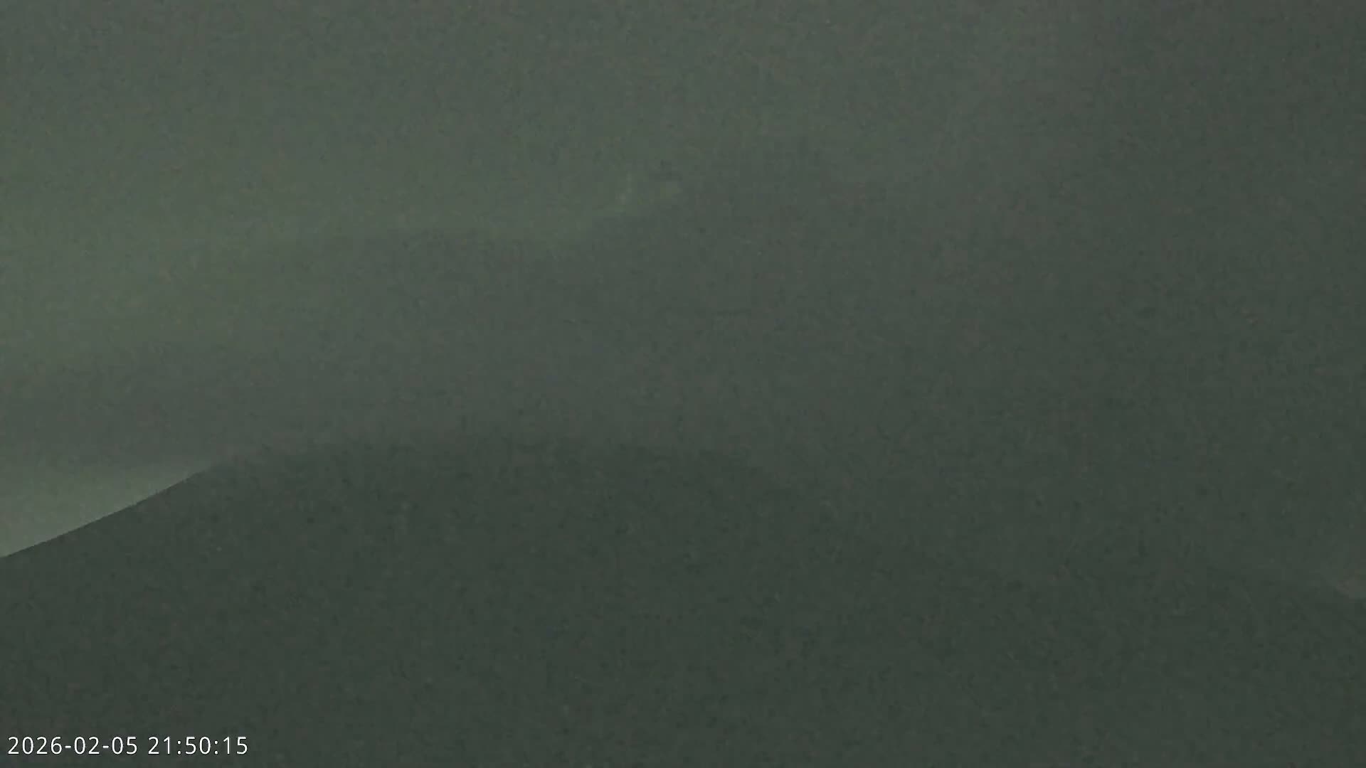 Sakurajima Living Volcano Craters Observation  from Tarumizu City ( 垂水市から桜島活火山火口を観察 ) Live Cam - Ichiki, Tarumizu, Kagoshima Prefecture, Kyushu, Japan