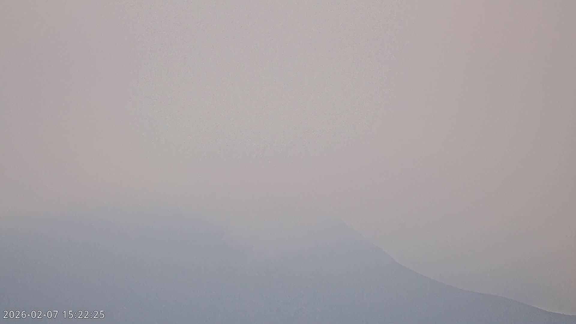 Sakurajima Living Volcano Craters Observation  from Tarumizu City ( 垂水市から桜島活火山火口を観察 ) Live Cam - Ichiki, Tarumizu, Kagoshima Prefecture, Kyushu, Japan