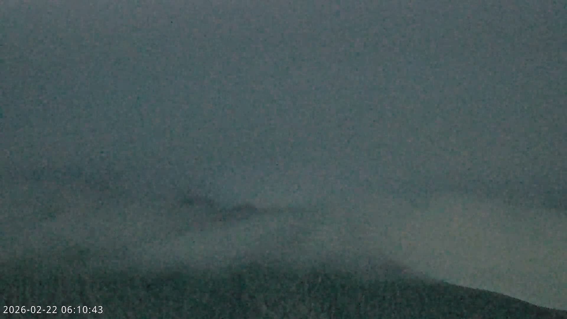 Sakurajima Living Volcano Craters Observation  from Tarumizu City ( 垂水市から桜島活火山火口を観察 ) Live Cam - Ichiki, Tarumizu, Kagoshima Prefecture, Kyushu, Japan