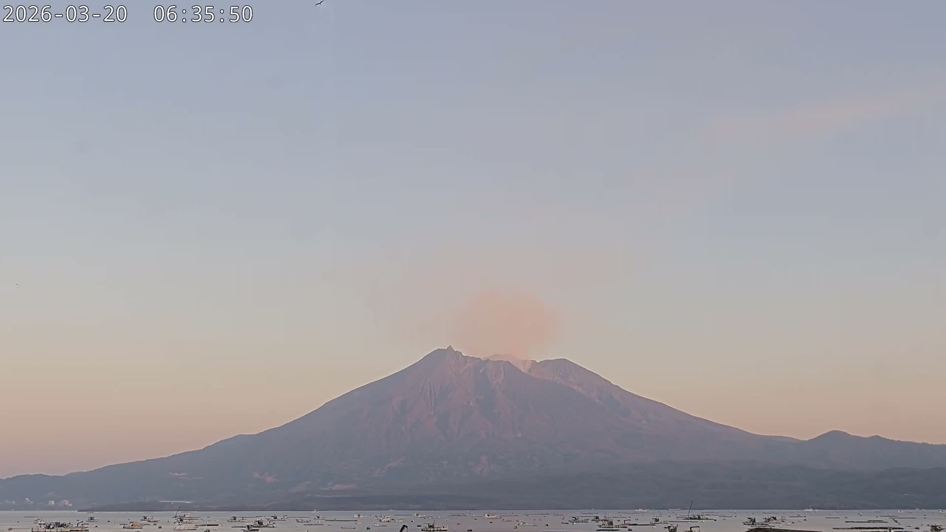Tarumizu, Kaigata Fishing Port & Sakurajima Living Volcano View ( 垂水・貝潟漁港＆桜島リビングボルケーノビュー )  Live Cam - Kaigata, Tarumizu, Kagoshima Prefecture, Kyushu, Japan