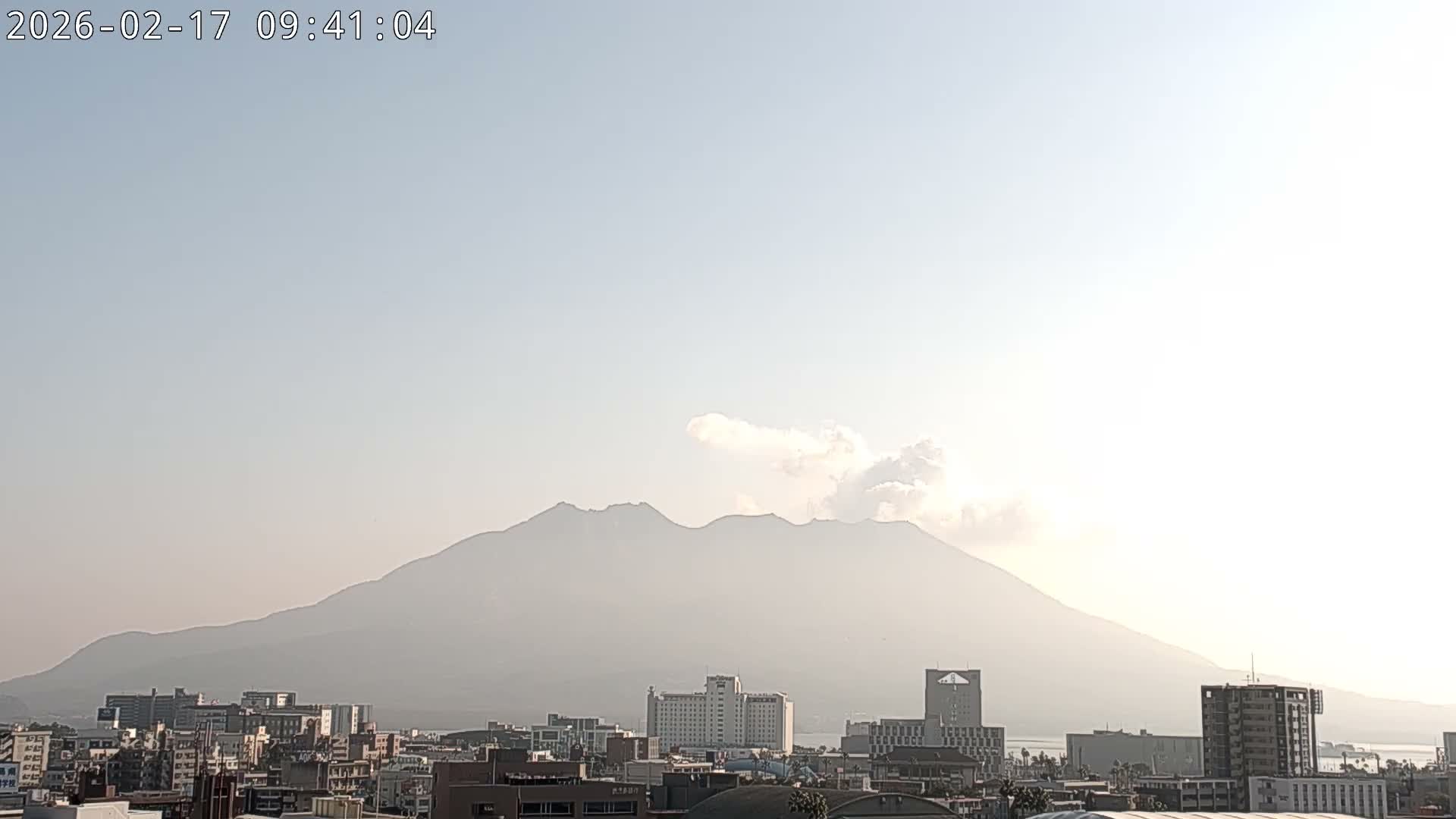 Kagoshima City Skyline & Sakurajima Living Volcano View ( 鹿児島市街のスカイラインと桜島の活火山 ) Live Cam - Kamoikeshinmachi, Kagoshima, Kagoshima Prefecture, Kyushu, Japan
