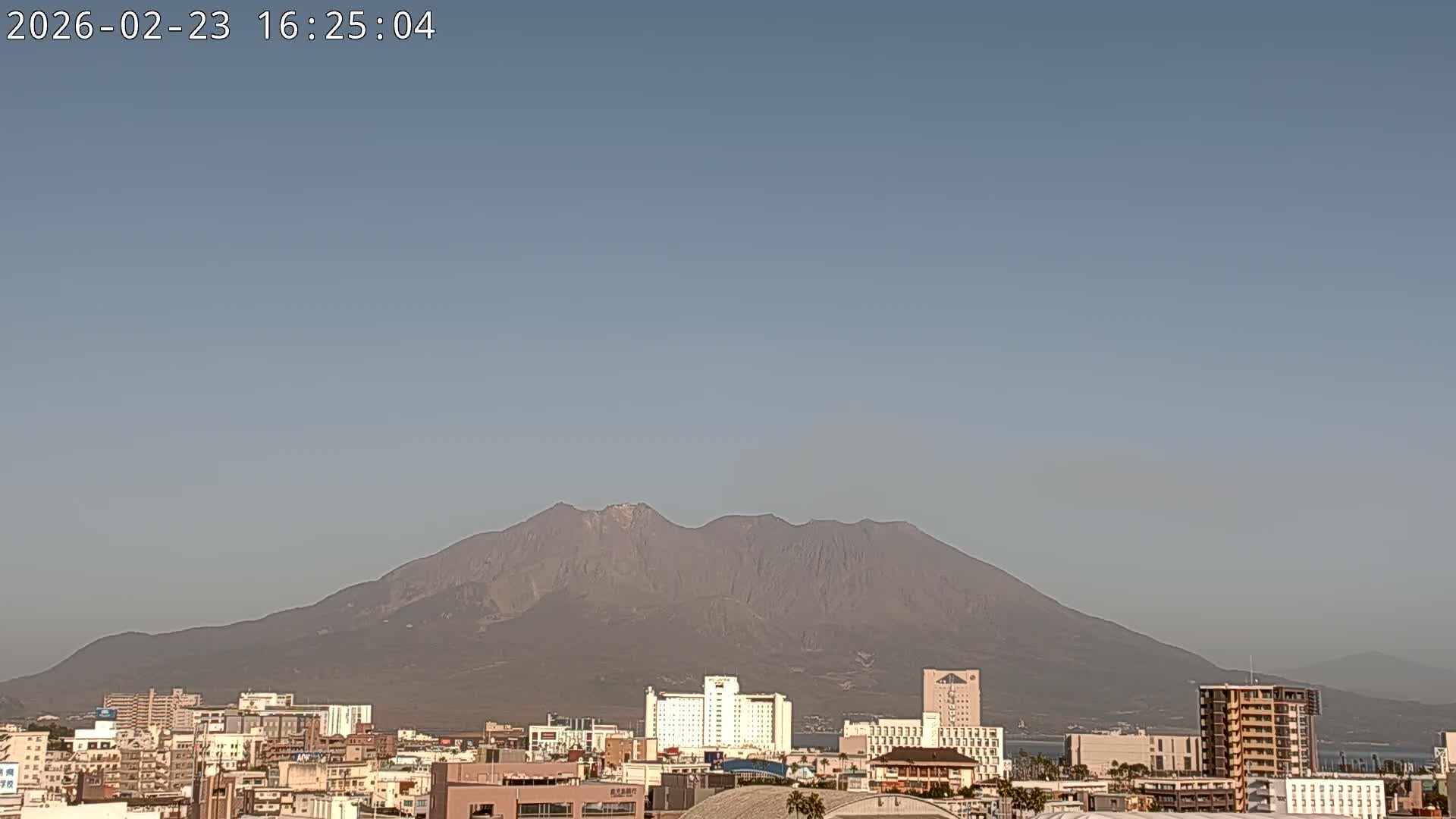 Kagoshima City Skyline & Sakurajima Living Volcano View ( 鹿児島市街のスカイラインと桜島の活火山 ) Live Cam - Kamoikeshinmachi, Kagoshima, Kagoshima Prefecture, Kyushu, Japan
