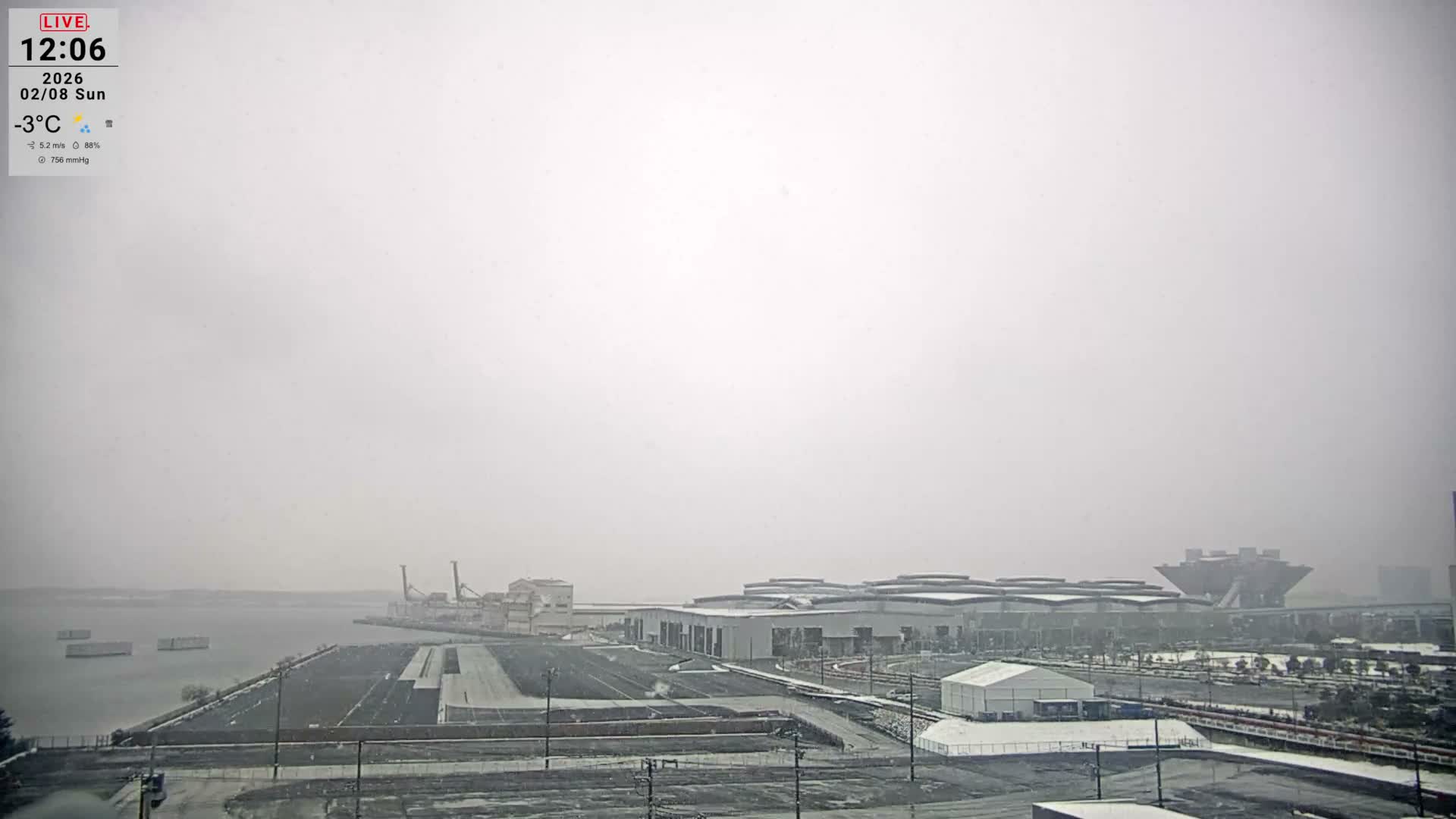 Tokyo, Ariake, Tokyo Big Sight ( Tokyo International Exhibition Center ) ( 東京・有明・東京ビッグサイト（東京国際展示場） ) Live Cam - 3 Chome, Ariake, Kōtō - ku, Tokyo, Kantō, Honshu, Japan