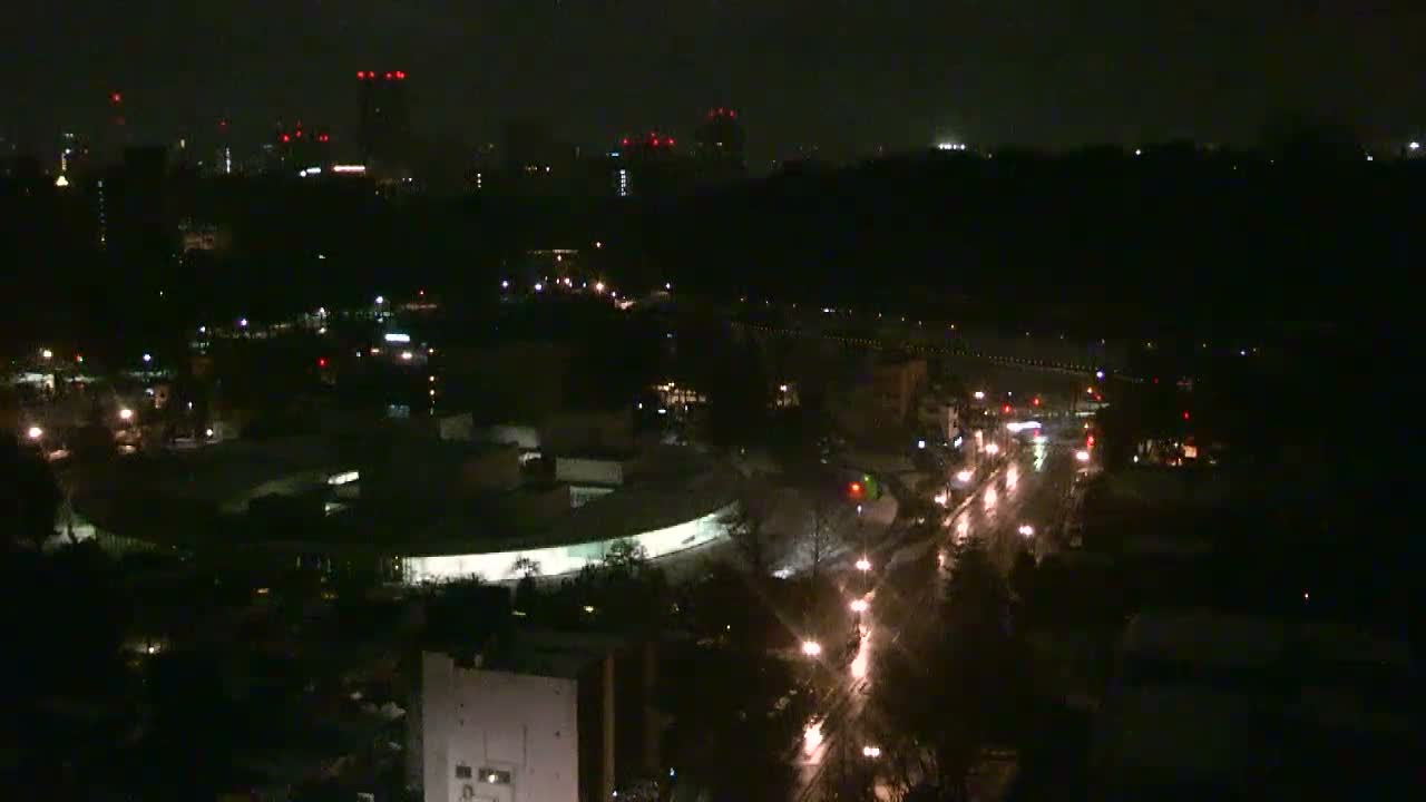 Ishikawa, Kanazawa City Skyline & Honda Dori / Ohora Dori Avenue Intersection ( 石狩・金沢シティスカイライン＆本多通り・大洞通り交差点 ) Live Cam   - 3 Chome, Hondamachi, Kanazawa, Ishikawa, Chūbu, Honshu, Japan
