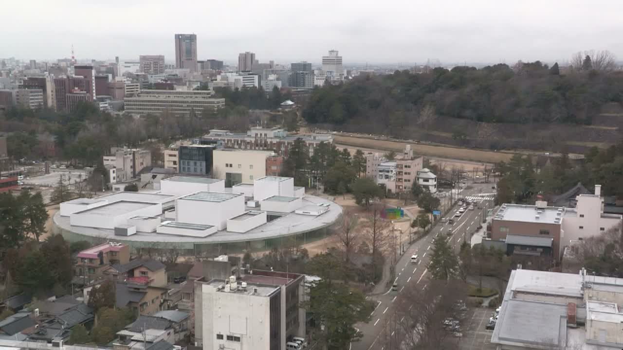 Ishikawa, Kanazawa City Skyline & Honda Dori / Ohora Dori Avenue Intersection ( 石狩・金沢シティスカイライン＆本多通り・大洞通り交差点 ) Live Cam   - 3 Chome, Hondamachi, Kanazawa, Ishikawa, Chūbu, Honshu, Japan
