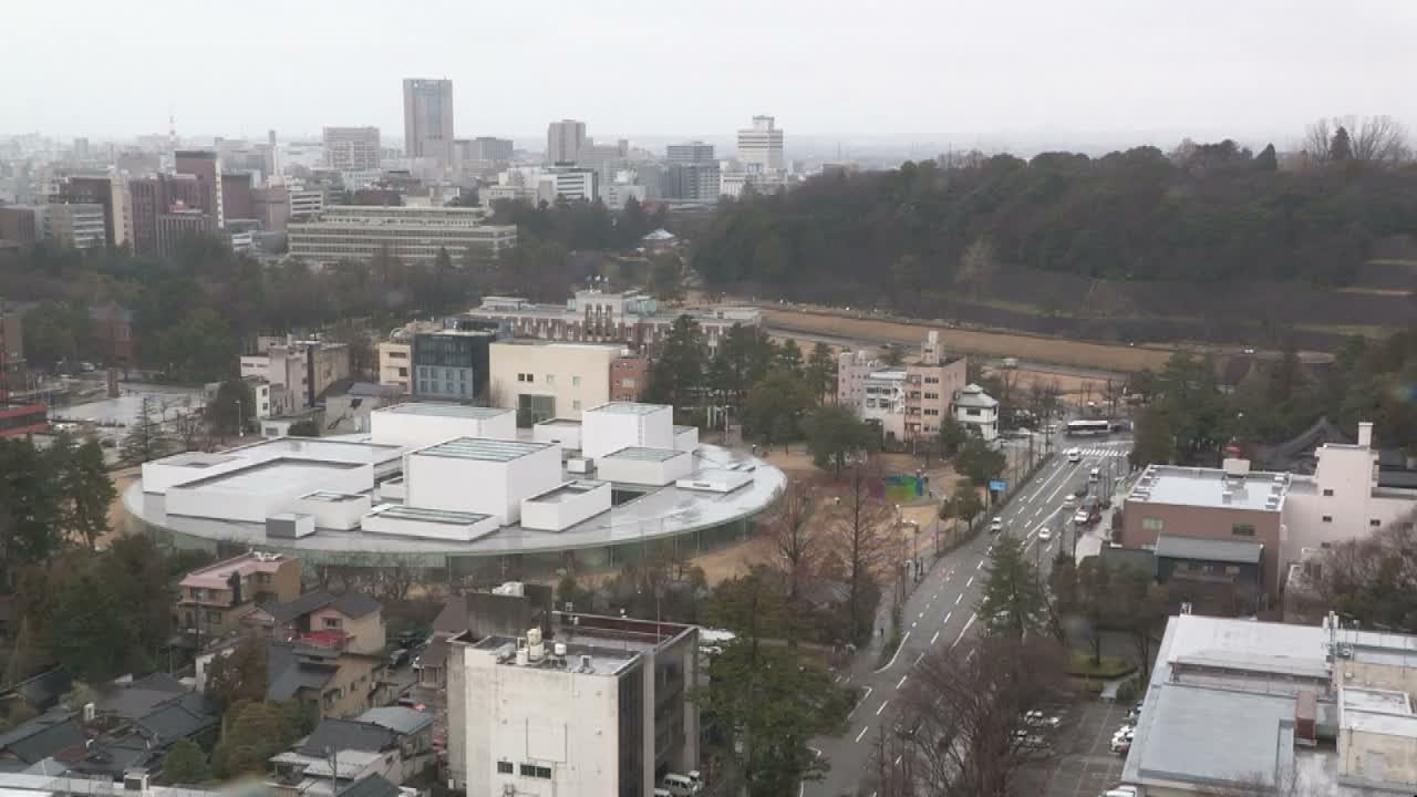 Ishikawa, Kanazawa City Skyline & Honda Dori / Ohora Dori Avenue Intersection ( 石狩・金沢シティスカイライン＆本多通り・大洞通り交差点 ) Live Cam   - 3 Chome, Hondamachi, Kanazawa, Ishikawa, Chūbu, Honshu, Japan