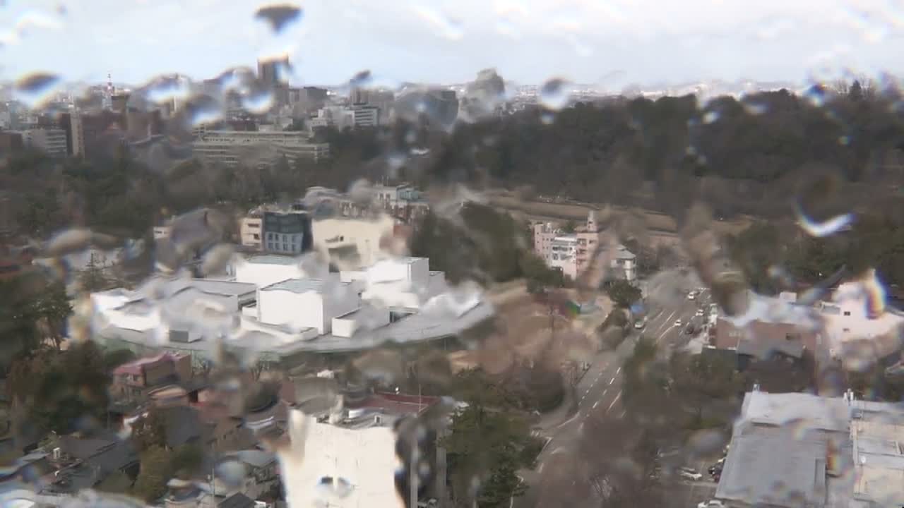 Ishikawa, Kanazawa City Skyline & Honda Dori / Ohora Dori Avenue Intersection ( 石狩・金沢シティスカイライン＆本多通り・大洞通り交差点 ) Live Cam   - 3 Chome, Hondamachi, Kanazawa, Ishikawa, Chūbu, Honshu, Japan