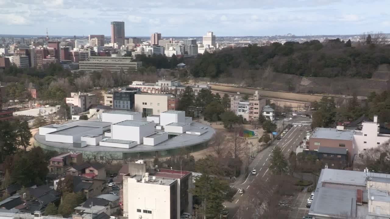 Ishikawa, Kanazawa City Skyline & Honda Dori / Ohora Dori Avenue Intersection ( 石狩・金沢シティスカイライン＆本多通り・大洞通り交差点 ) Live Cam   - 3 Chome, Hondamachi, Kanazawa, Ishikawa, Chūbu, Honshu, Japan