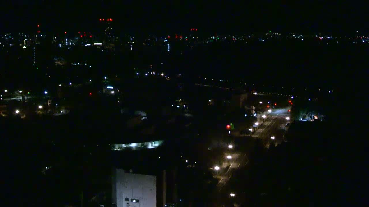 Ishikawa, Kanazawa City Skyline & Honda Dori / Ohora Dori Avenue Intersection ( 石狩・金沢シティスカイライン＆本多通り・大洞通り交差点 ) Live Cam   - 3 Chome, Hondamachi, Kanazawa, Ishikawa, Chūbu, Honshu, Japan