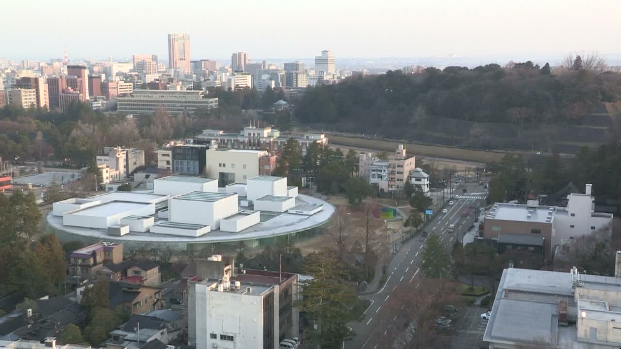 Ishikawa, Kanazawa City Skyline & Honda Dori / Ohora Dori Avenue Intersection ( 石狩・金沢シティスカイライン＆本多通り・大洞通り交差点 ) Live Cam   - 3 Chome, Hondamachi, Kanazawa, Ishikawa, Chūbu, Honshu, Japan
