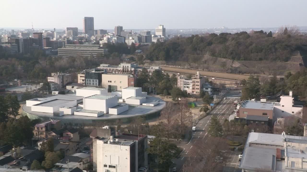 Ishikawa, Kanazawa City Skyline & Honda Dori / Ohora Dori Avenue Intersection ( 石狩・金沢シティスカイライン＆本多通り・大洞通り交差点 ) Live Cam   - 3 Chome, Hondamachi, Kanazawa, Ishikawa, Chūbu, Honshu, Japan
