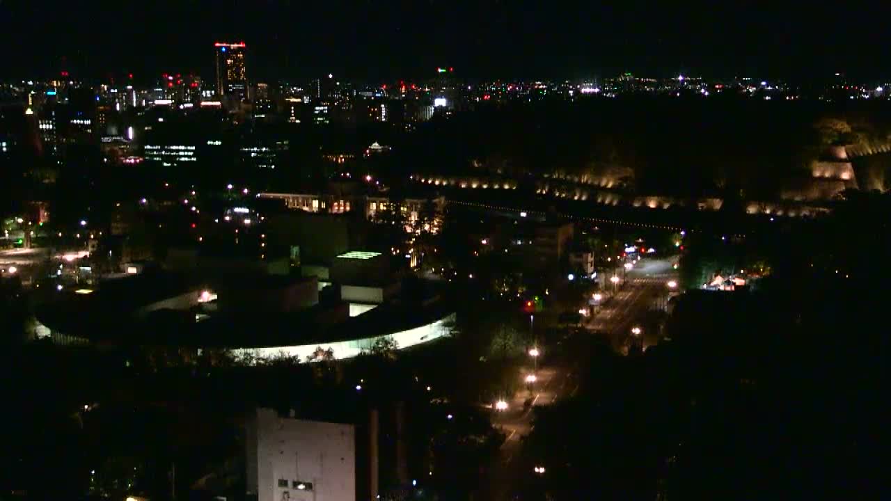 Ishikawa, Kanazawa City Skyline & Honda Dori / Ohora Dori Avenue Intersection ( 石狩・金沢シティスカイライン＆本多通り・大洞通り交差点 ) Live Cam   - 3 Chome, Hondamachi, Kanazawa, Ishikawa, Chūbu, Honshu, Japan