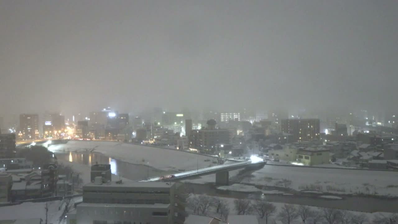 Fukui City Skyline & Asuwa River ( 福井市のスカイラインと足羽川 ) Live Cam -  1 Chome, Keya, Fukui-shi, Fukui, Chūbu, Honshū, Japan