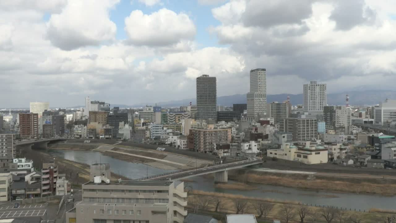 Fukui City Skyline & Asuwa River ( 福井市のスカイラインと足羽川 ) Live Cam -  1 Chome, Keya, Fukui-shi, Fukui, Chūbu, Honshū, Japan