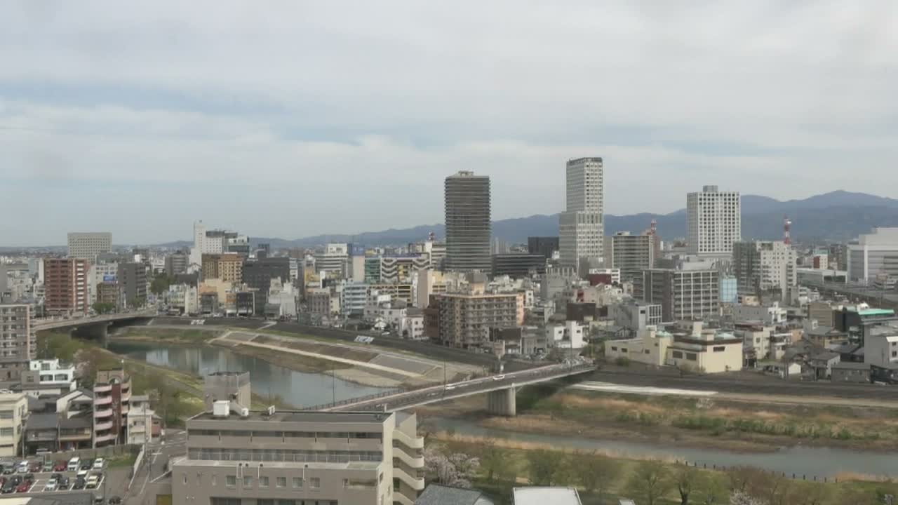 Fukui City Skyline & Asuwa River ( 福井市のスカイラインと足羽川 ) Live Cam -  1 Chome, Keya, Fukui-shi, Fukui, Chūbu, Honshū, Japan