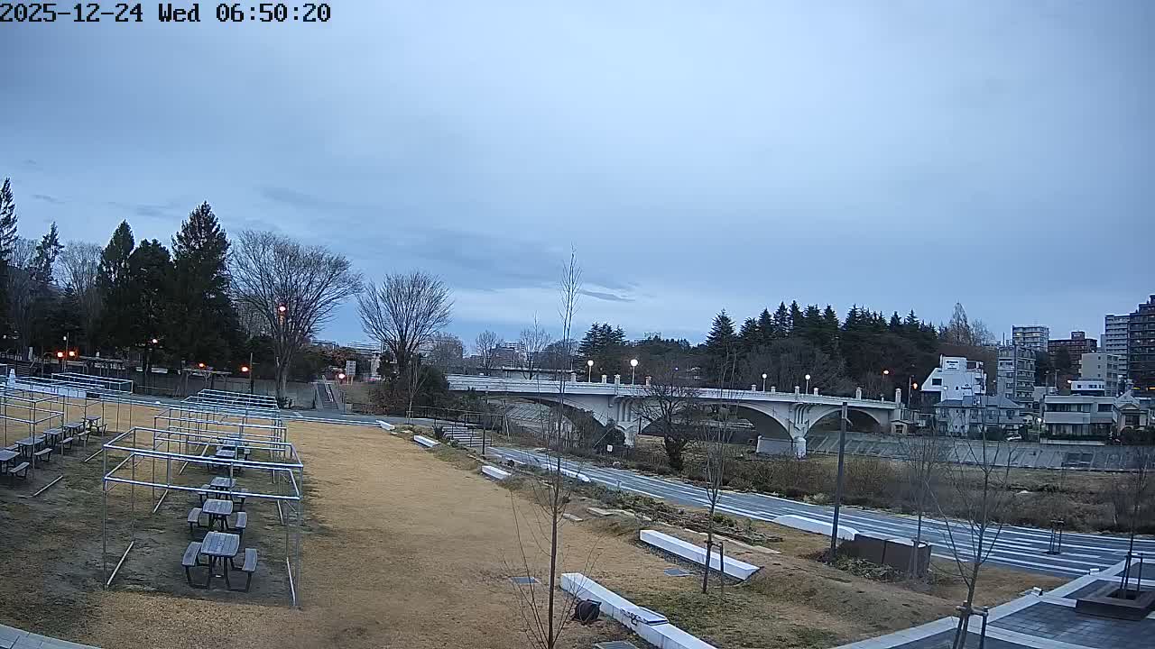 Miyagi, Sendai Ohashi Bridge & Hirose River from Mori Civic Square ( 森市民広場から望む宮城県、仙台大橋、広瀬川 ) Live Cam  - Kawauchi Oimawashi, Aoba Ward, Sendai, Miyagi, Tōhoku, Honshu, Japan