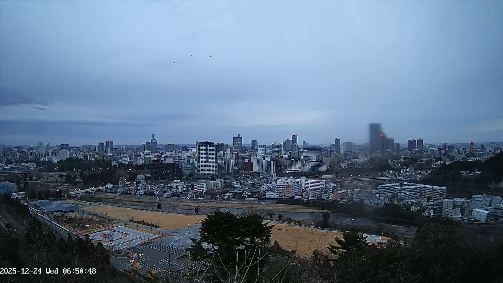 Miyagi, Sendai City Skyline ( 宮城県仙台市のスカイライン )  Live Cam  - Kawauchi , Aoba Ward, Sendai, Miyagi, Tōhoku, Honshu, Japan