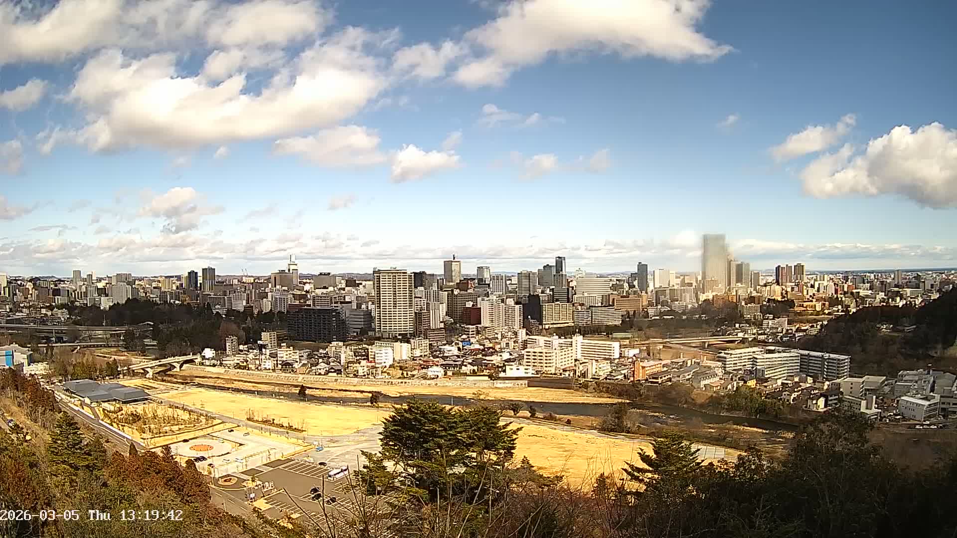 Miyagi, Sendai City Skyline ( 宮城県仙台市のスカイライン )  Live Cam  - Kawauchi , Aoba Ward, Sendai, Miyagi, Tōhoku, Honshu, Japan