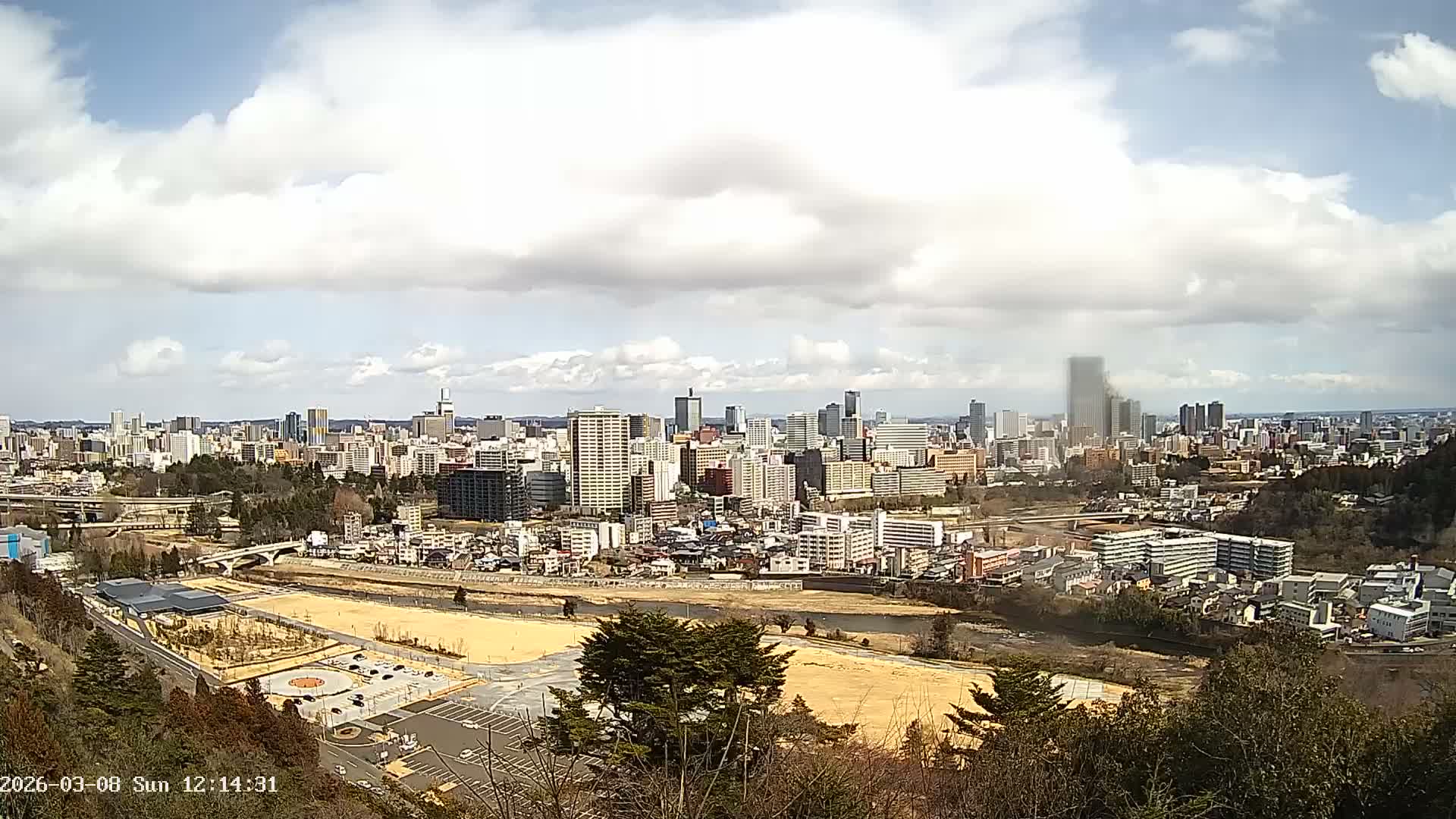 Miyagi, Sendai City Skyline ( 宮城県仙台市のスカイライン )  Live Cam  - Kawauchi , Aoba Ward, Sendai, Miyagi, Tōhoku, Honshu, Japan