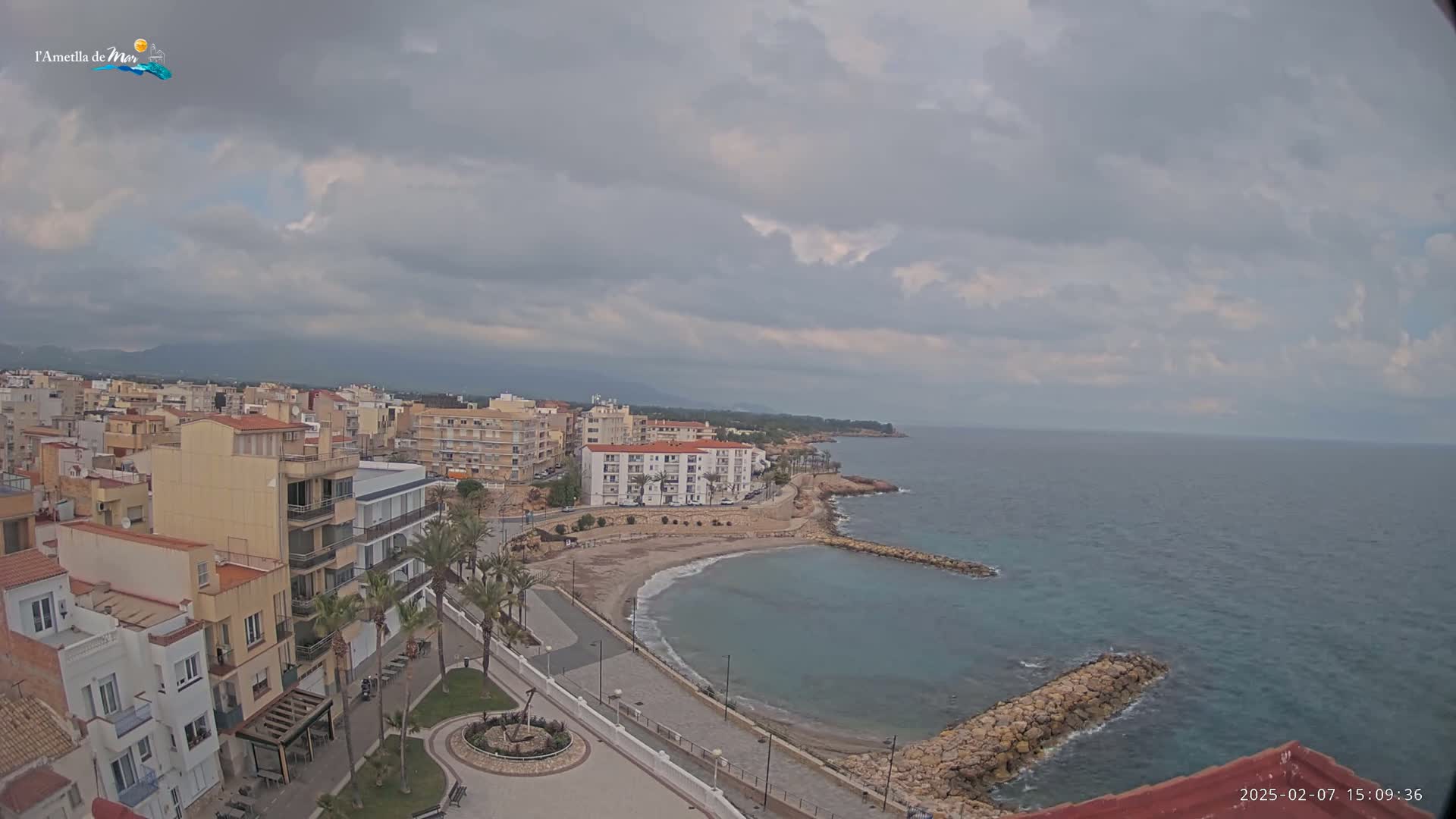 Ametlla de Mar City, Platja de l'Alguer (Alghero Beach) Live Cam - Tarragona, Catalonia, Spain