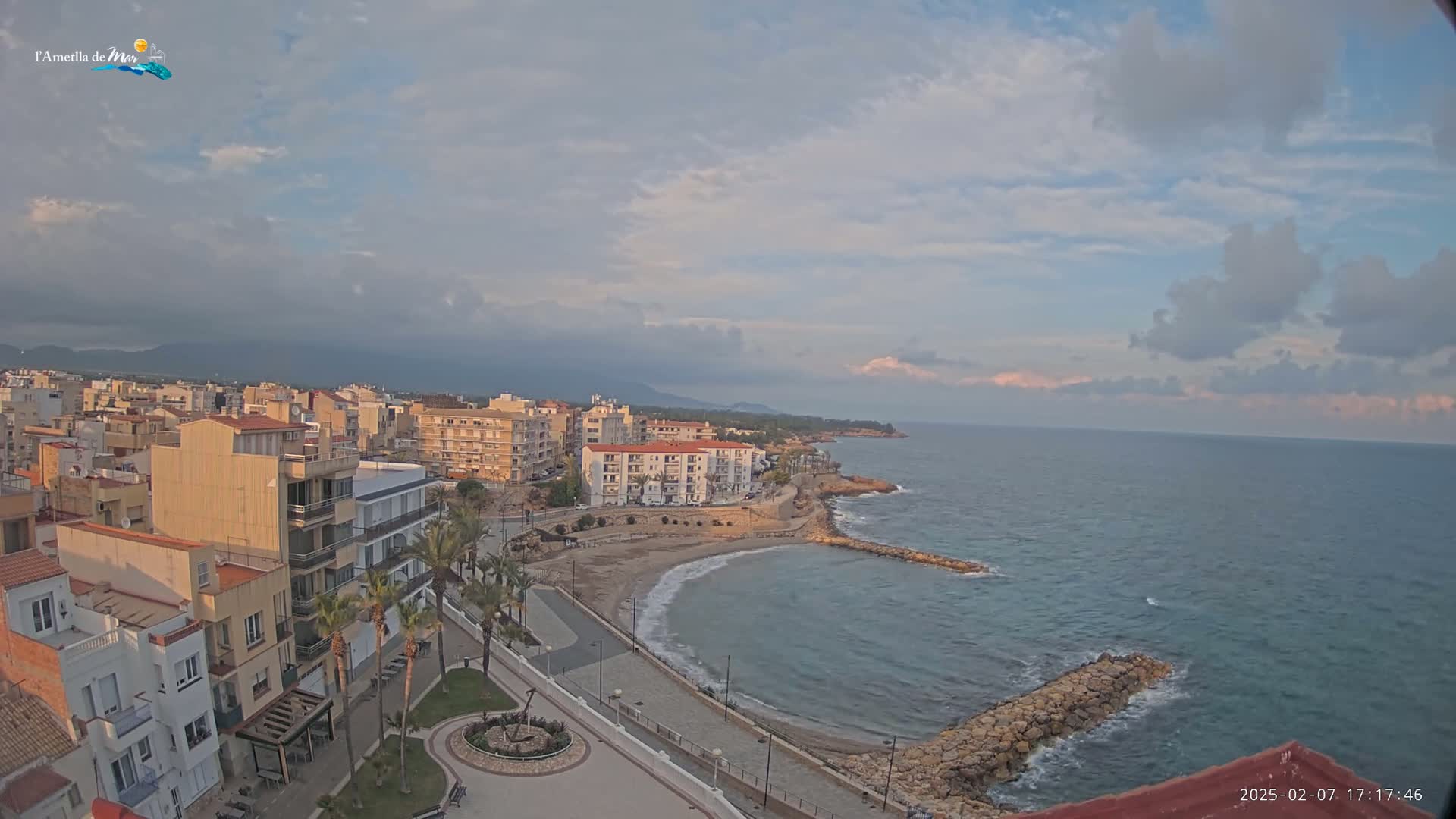 Ametlla de Mar City, Platja de l'Alguer (Alghero Beach) Live Cam - Tarragona, Catalonia, Spain