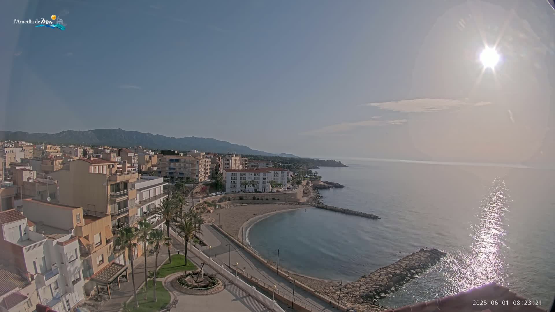 Ametlla de Mar City, Platja de l'Alguer (Alghero Beach) Live Cam - Tarragona, Catalonia, Spain