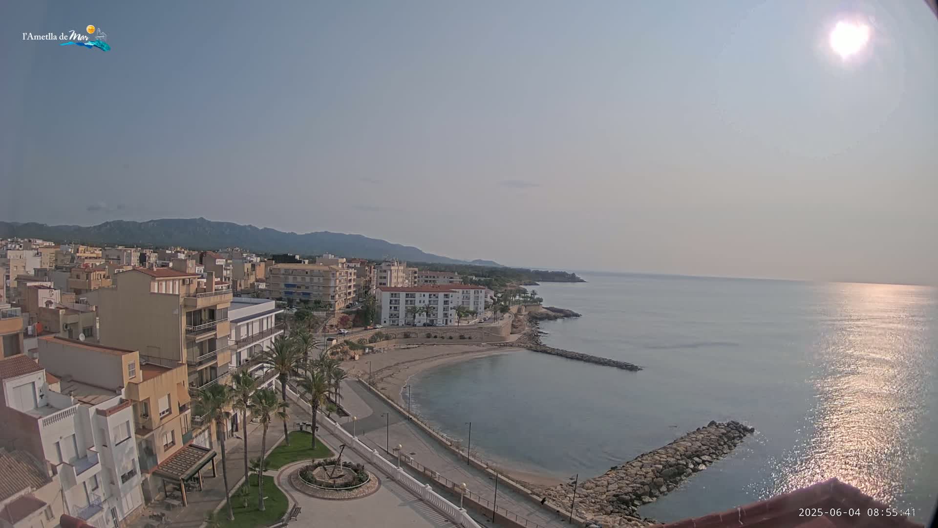 Ametlla de Mar City, Platja de l'Alguer (Alghero Beach) Live Cam - Tarragona, Catalonia, Spain