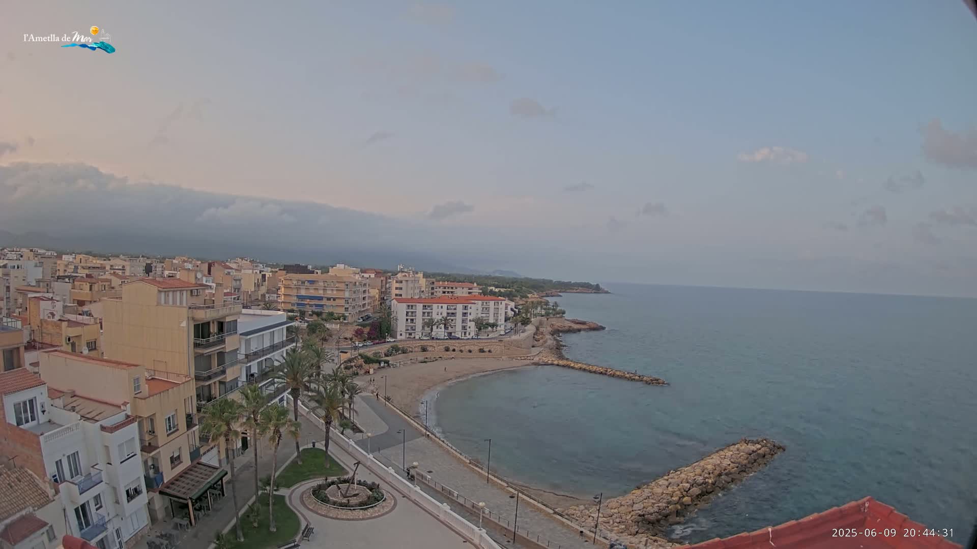 Ametlla de Mar City, Platja de l'Alguer (Alghero Beach) Live Cam - Tarragona, Catalonia, Spain