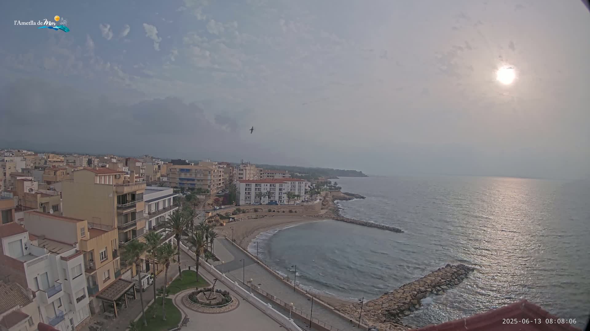 Ametlla de Mar City, Platja de l'Alguer (Alghero Beach) Live Cam - Tarragona, Catalonia, Spain