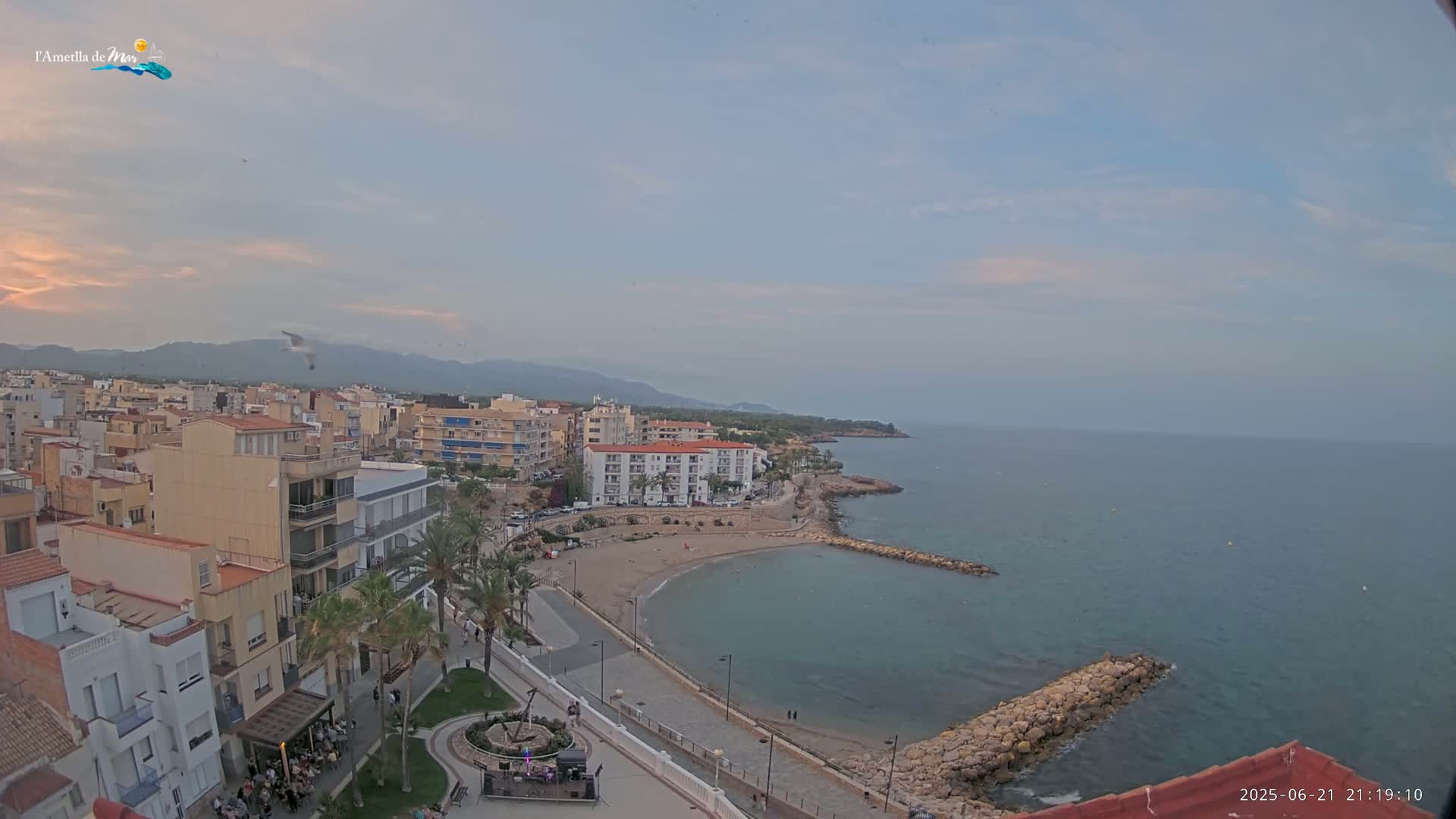 Ametlla de Mar City, Platja de l'Alguer (Alghero Beach) Live Cam - Tarragona, Catalonia, Spain