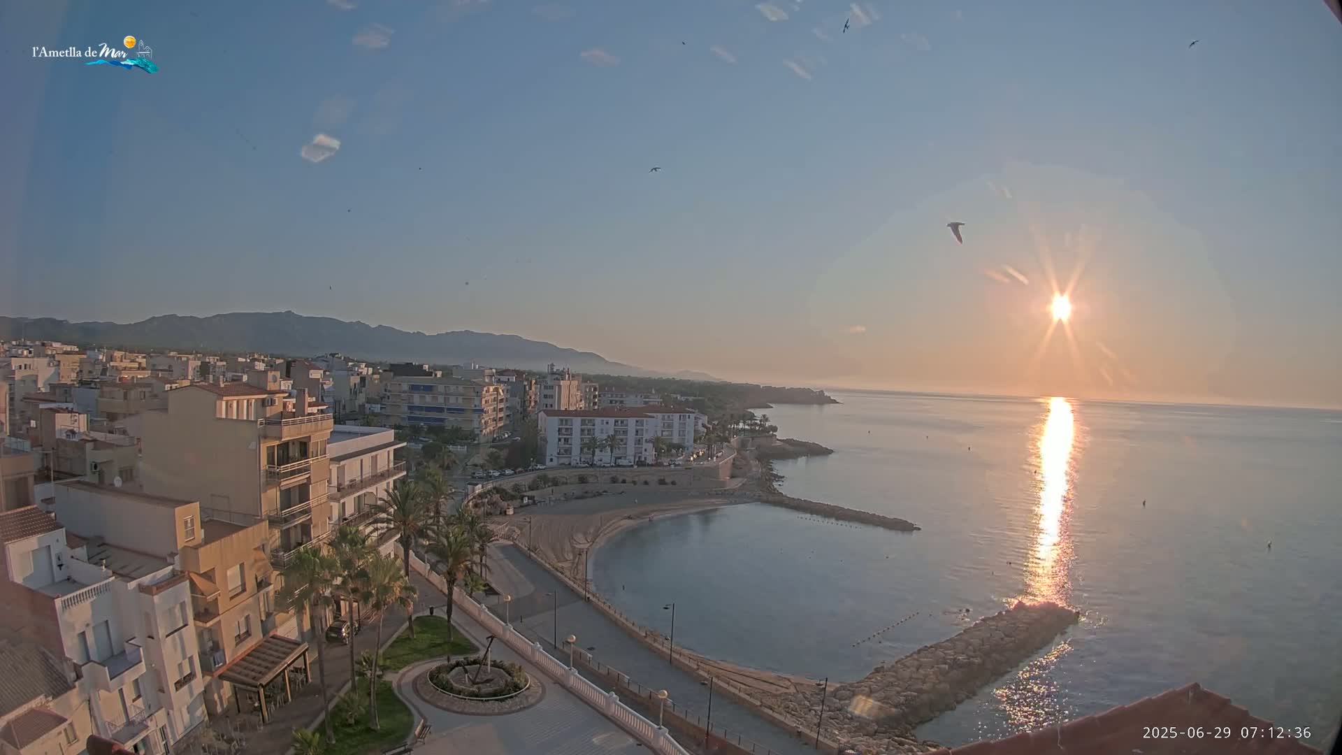 Ametlla de Mar City, Platja de l'Alguer (Alghero Beach) Live Cam - Tarragona, Catalonia, Spain